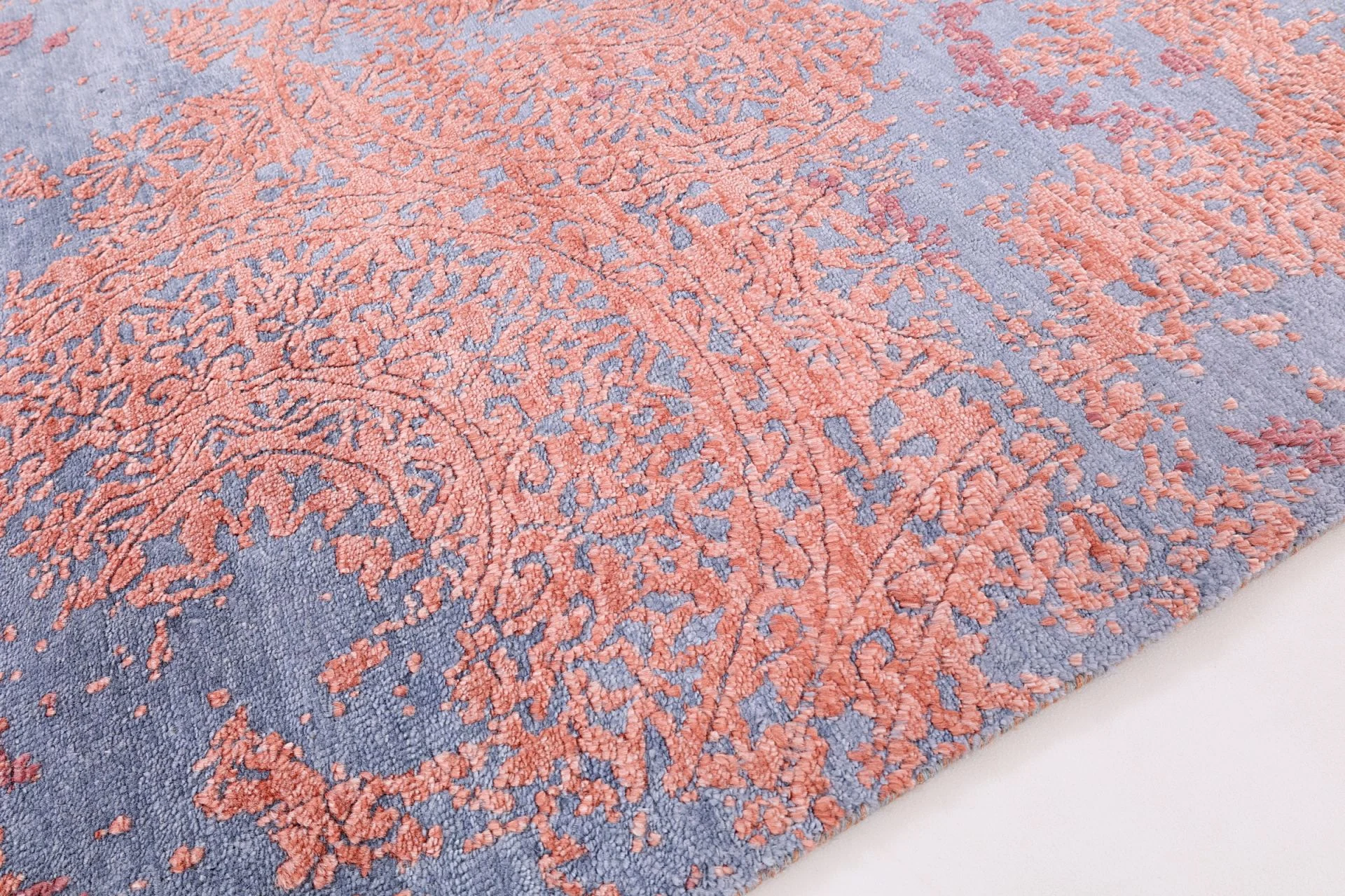 Hand-Knotted Indian Rug, 116 × 179 cm, Wool & Silk - Image 5