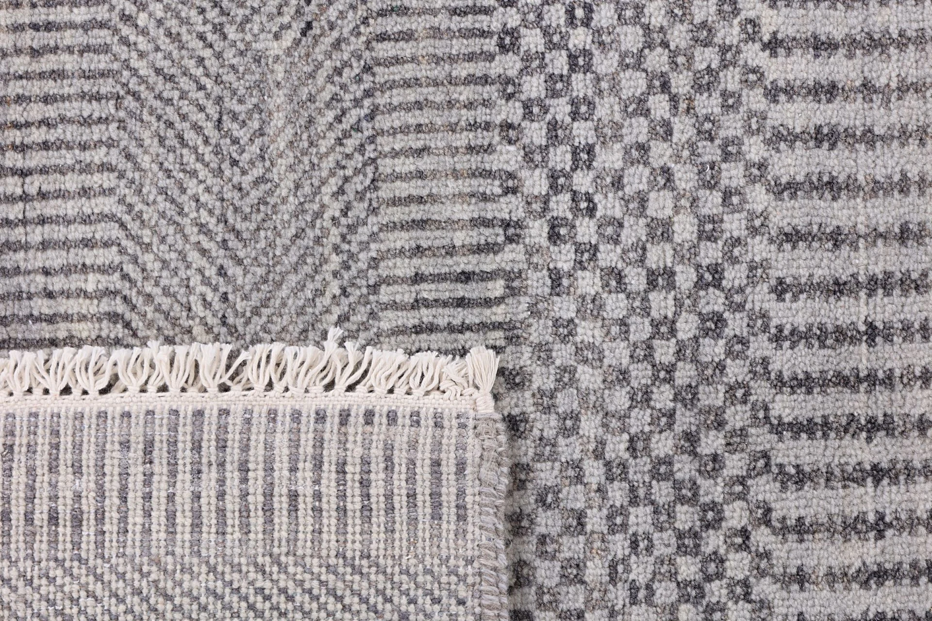 Wool & Silk Indian Rug 274 × 372 cm, hand-knotted - Image 7
