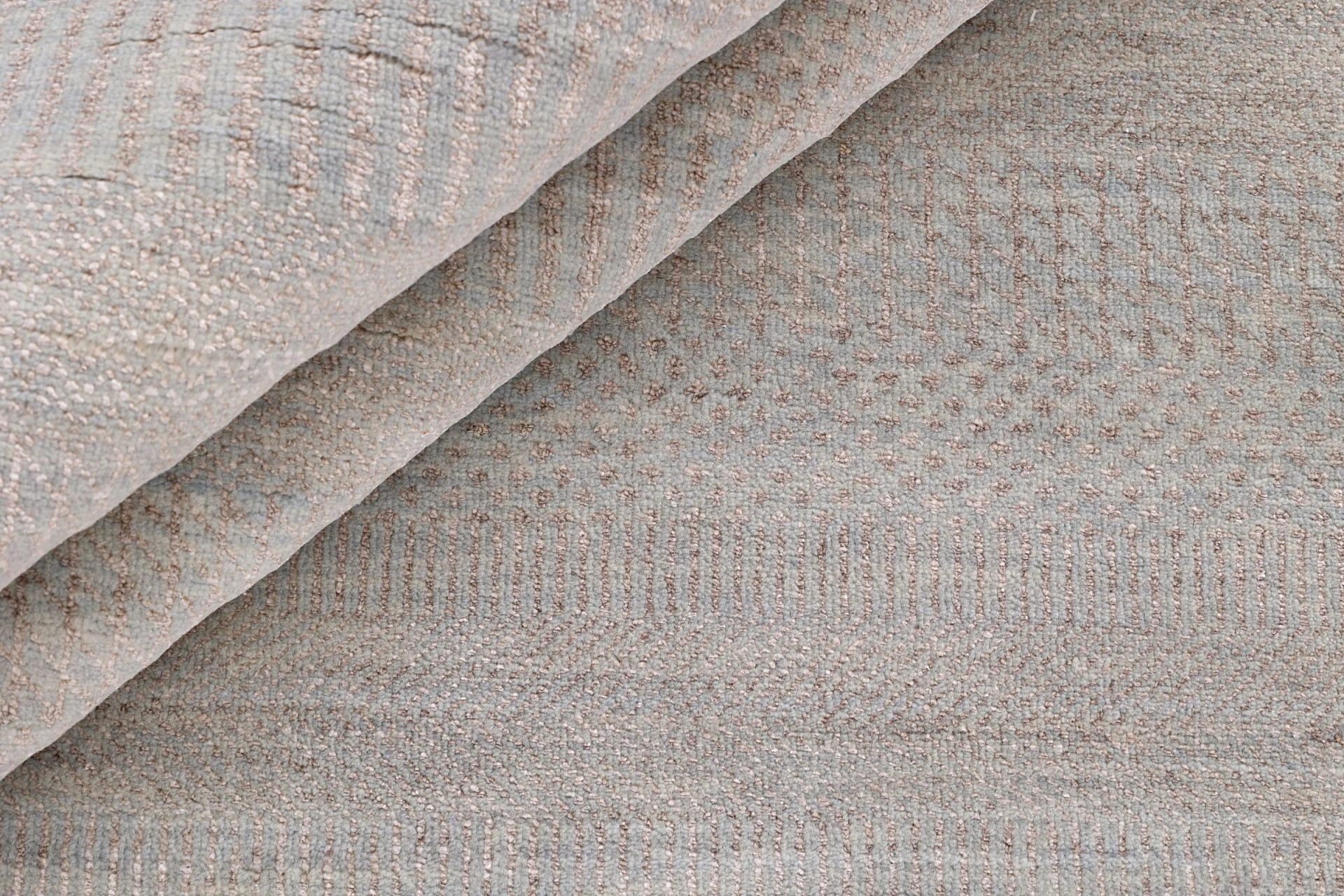 Wool & Silk Indian Rug 280 × 368 cm, hand-knotted - Image 8