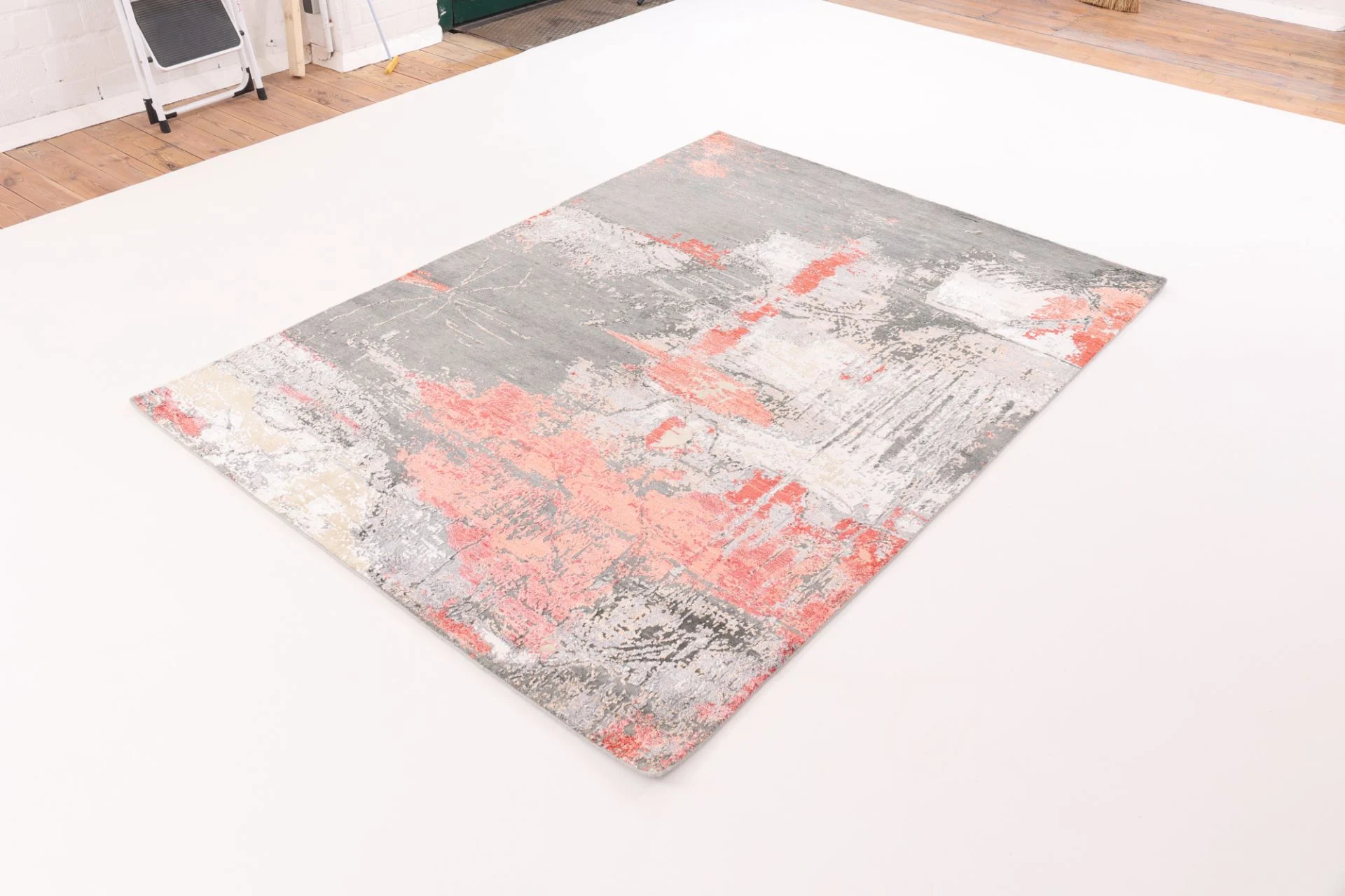 Indian Rug 173 × 241 cm in Wool & Silk, hand-knotted - Image 5