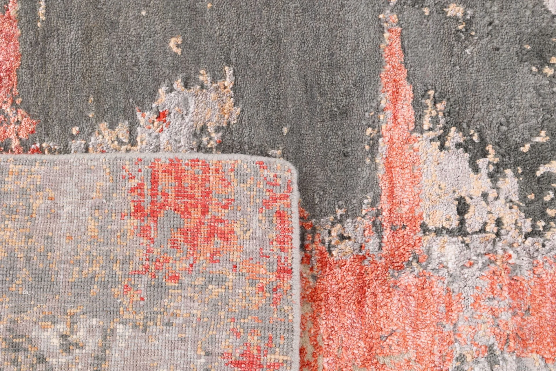 Indian Rug 173 × 241 cm in Wool & Silk, hand-knotted - Image 7