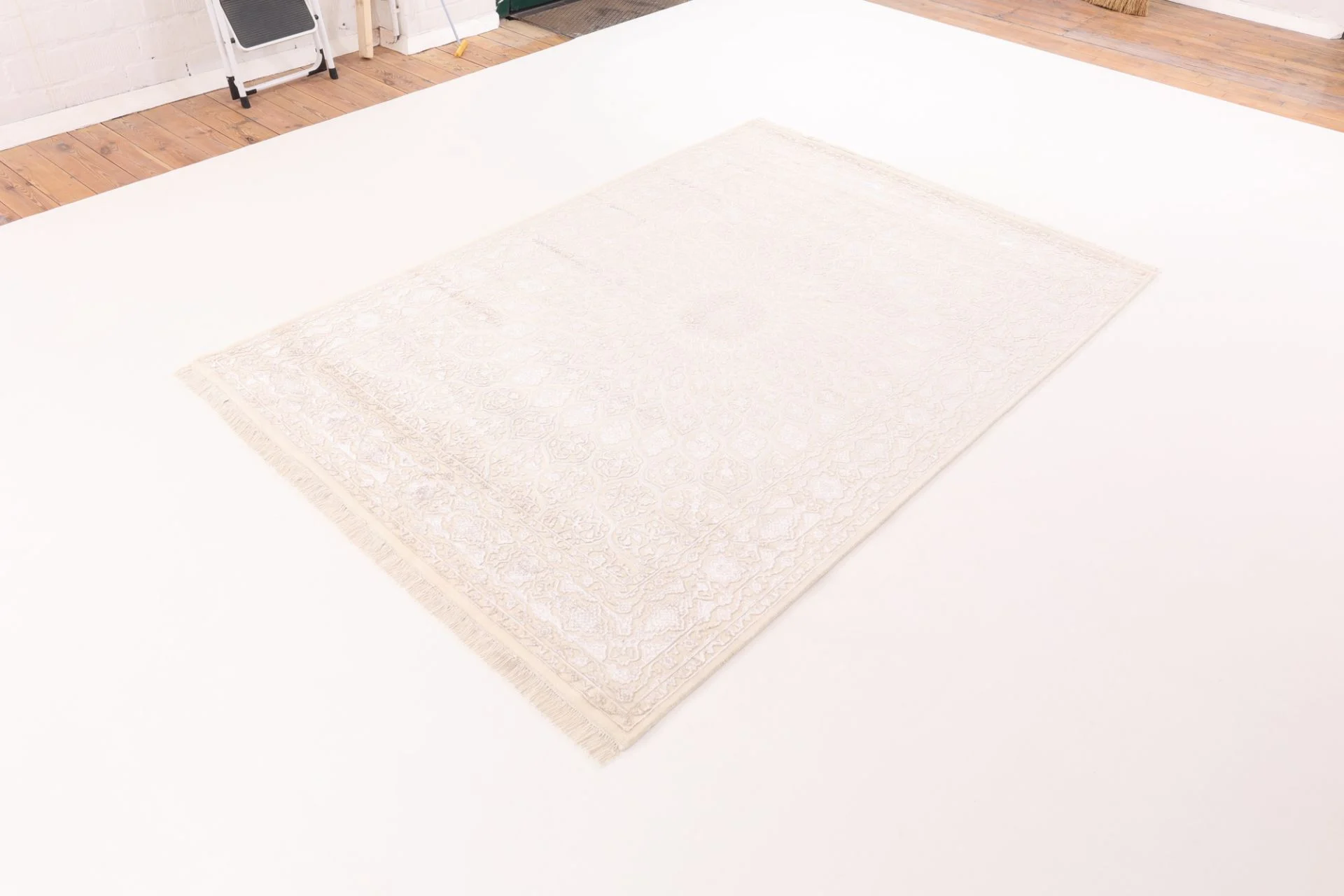 Wool & Silk Indian Rug 172 × 249 cm, hand-knotted - Image 5