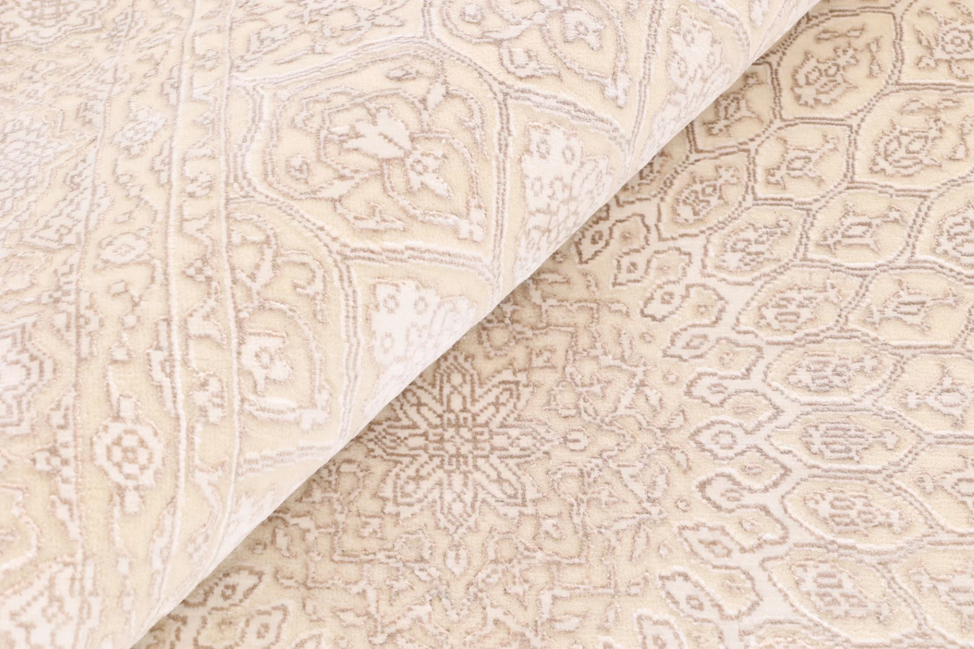Wool & Silk Indian Rug 172 × 249 cm, hand-knotted - Image 8