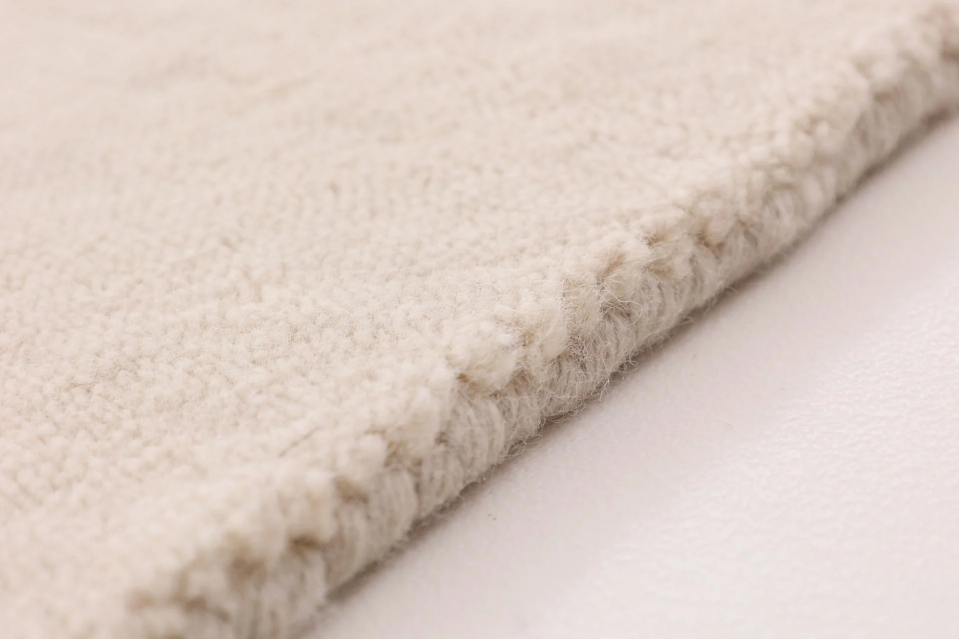 Wool & Silk Indian Rug 248 × 301 cm, hand-knotted - Image 6