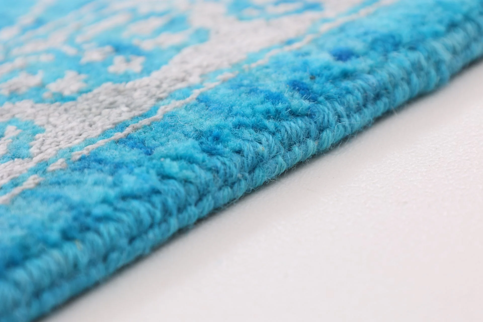 Wool & Silk Indian Rug 320 × 240 cm, hand-knotted - Image 6