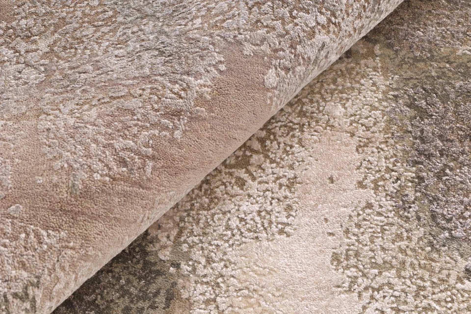Wool & Silk Indian Rug 304 × 251 cm, hand-knotted - Image 8