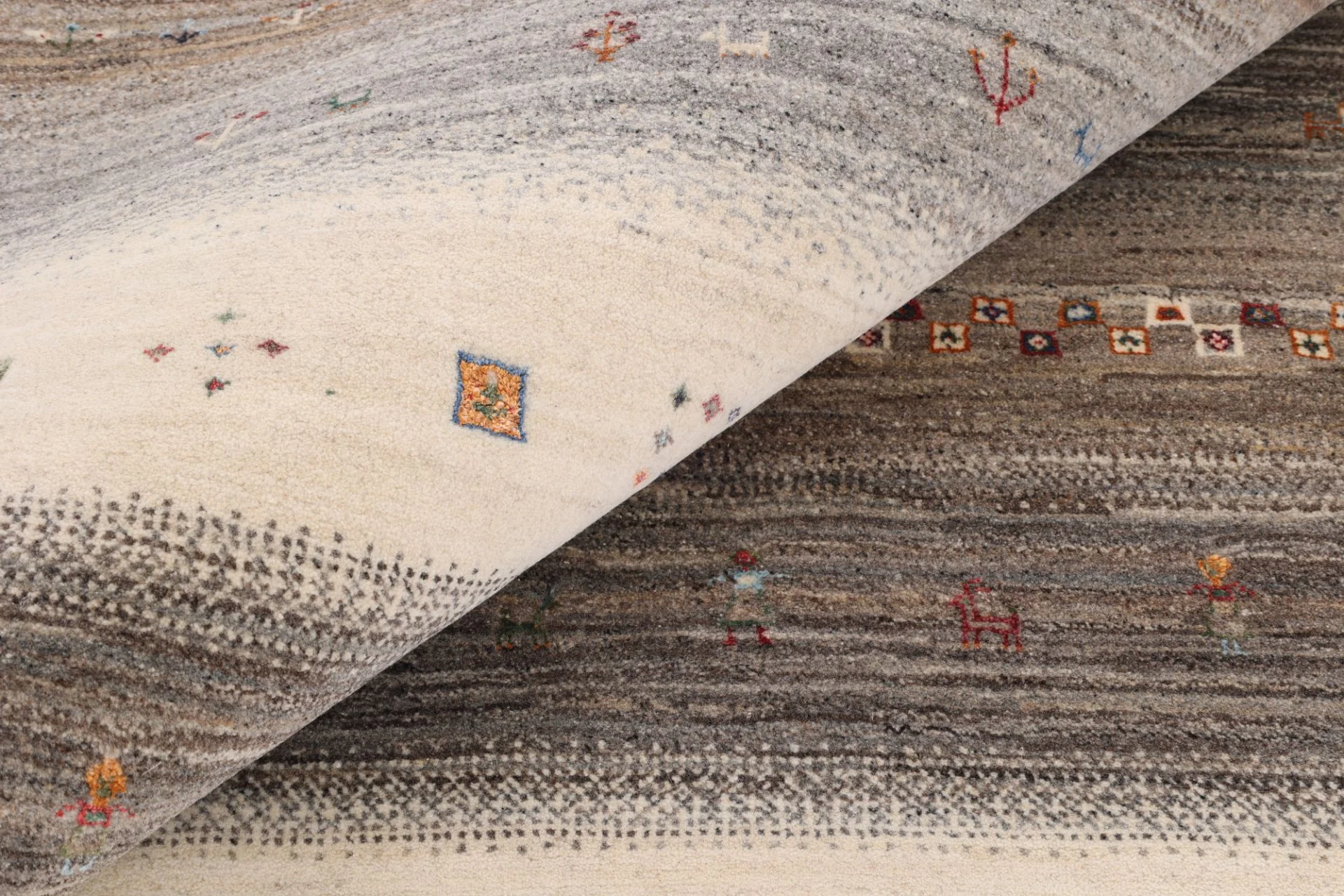 Wool & Silk Loribaft Indian Rug 248 × 172 cm, hand-knotted - Image 8