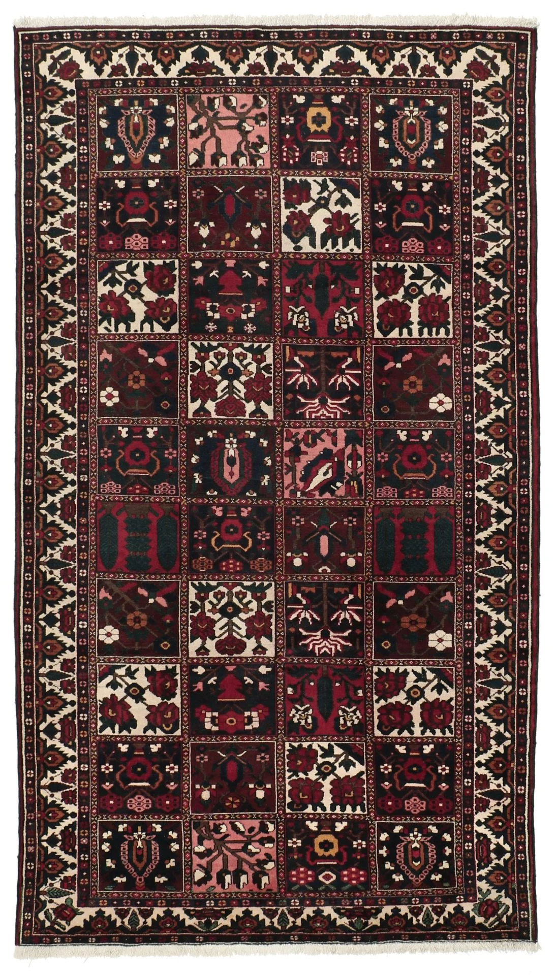 Hand-Knotted Bakhtiari Persian Rug, 173 × 315 cm, Wool