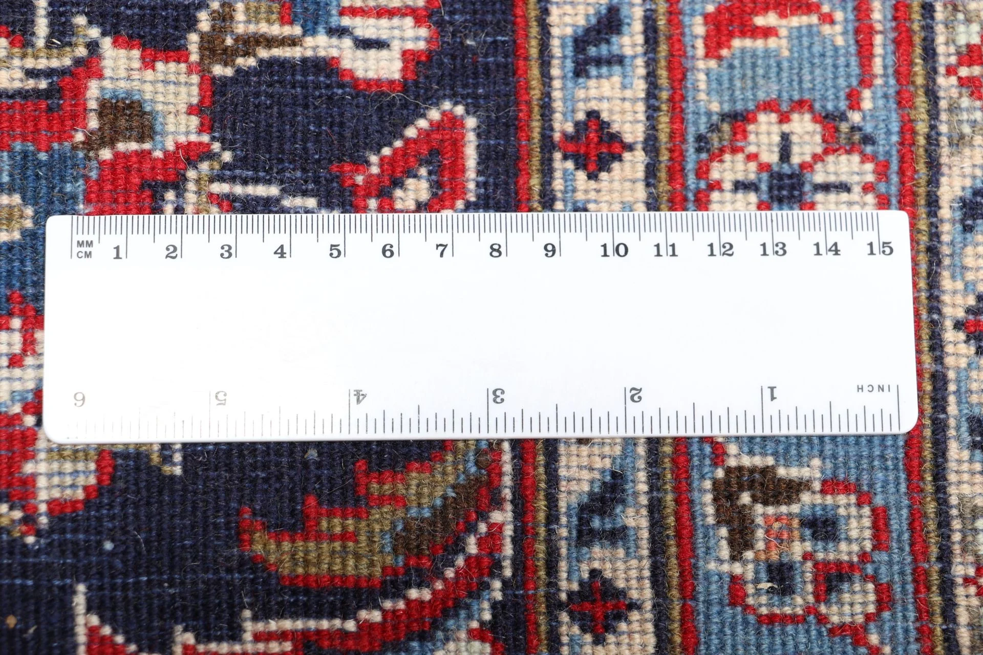 Hand-Knotted Kashan Persian Rug, 192 × 307 cm, Wool - Image 11