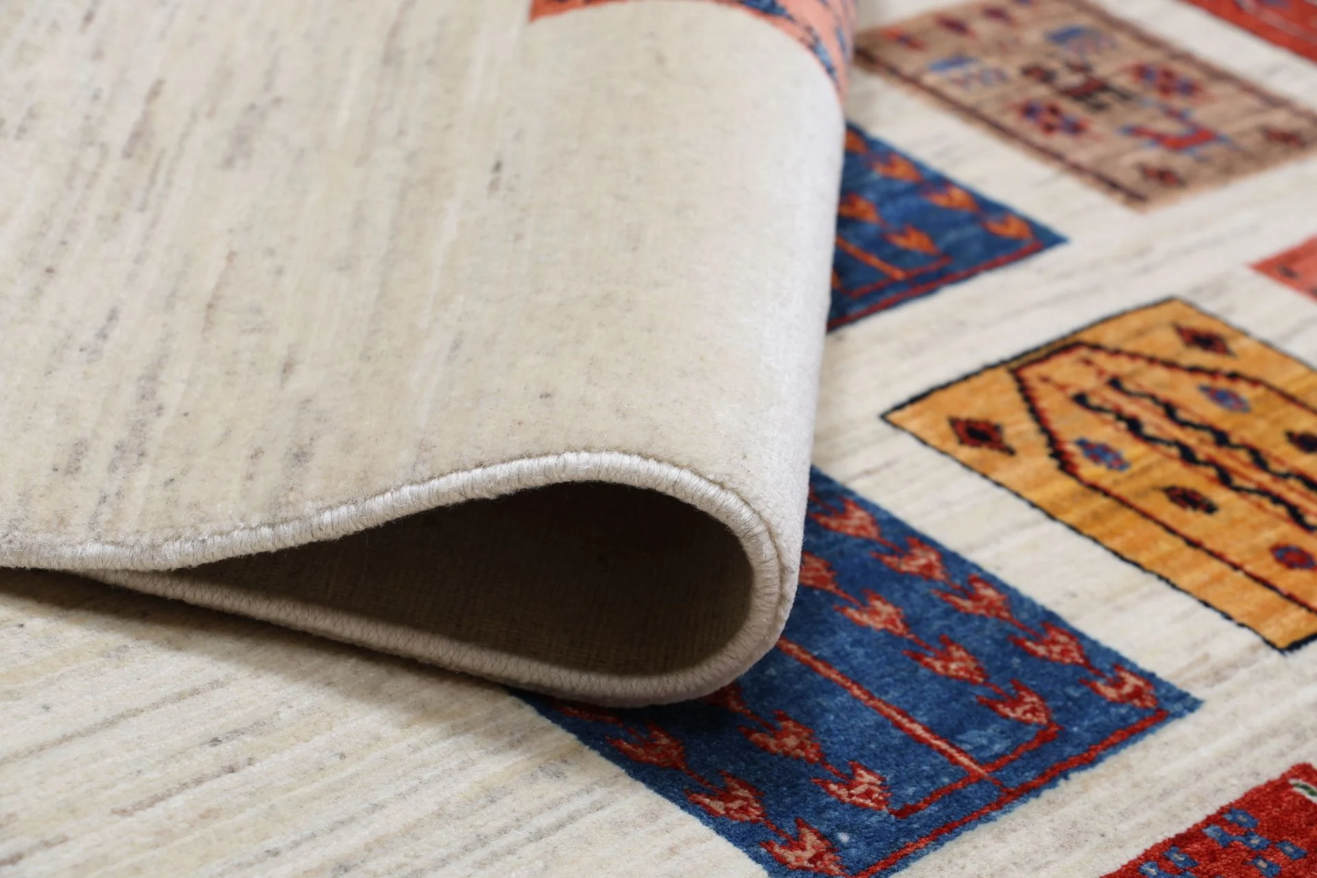 Hand-Knotted Loribaft Persian Rug, 200 × 290 cm, Wool - Image 8