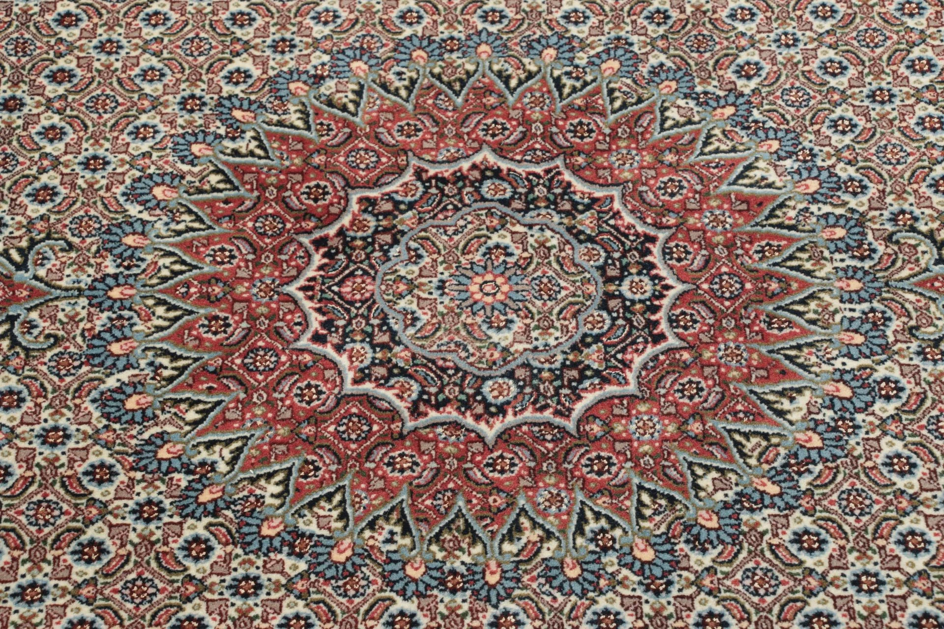 Moud Persian Rug 153 × 260 cm in Wool, hand-knotted - Image 3