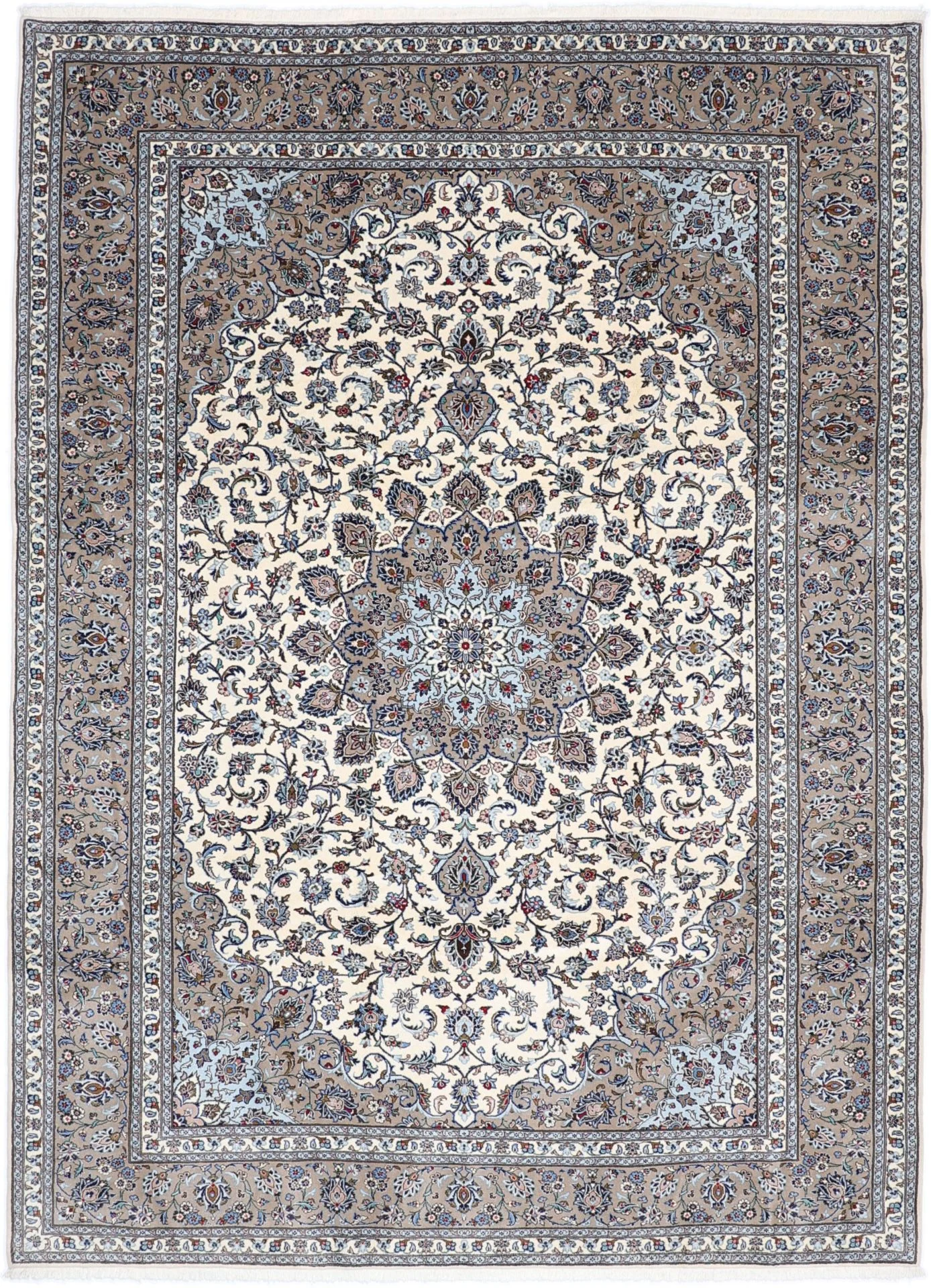 Kashan Persian Rug 252 × 346 cm in Wool, hand-knotted