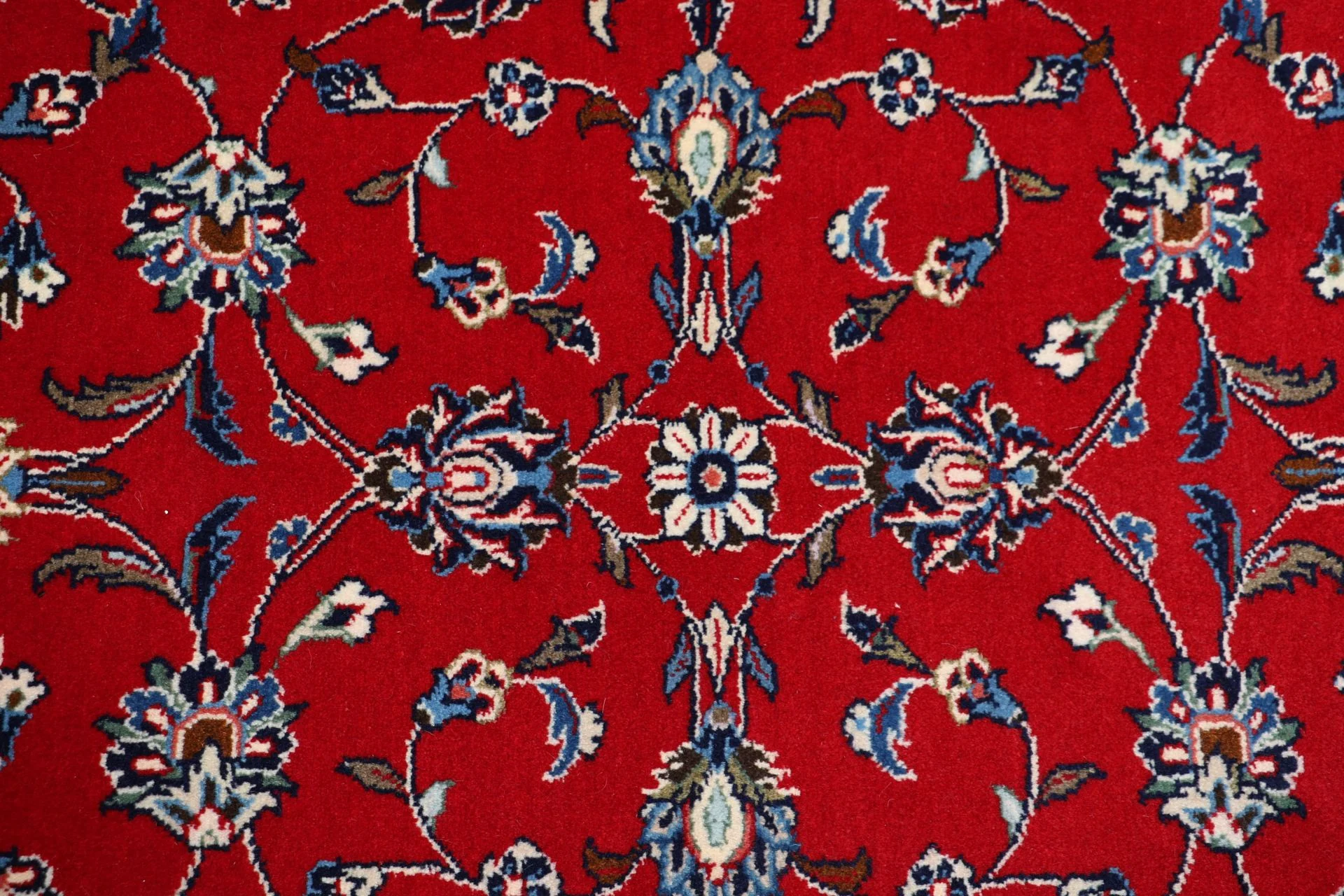 Kashan Persian Rug 200 × 304 cm in Wool, hand-knotted - Image 9