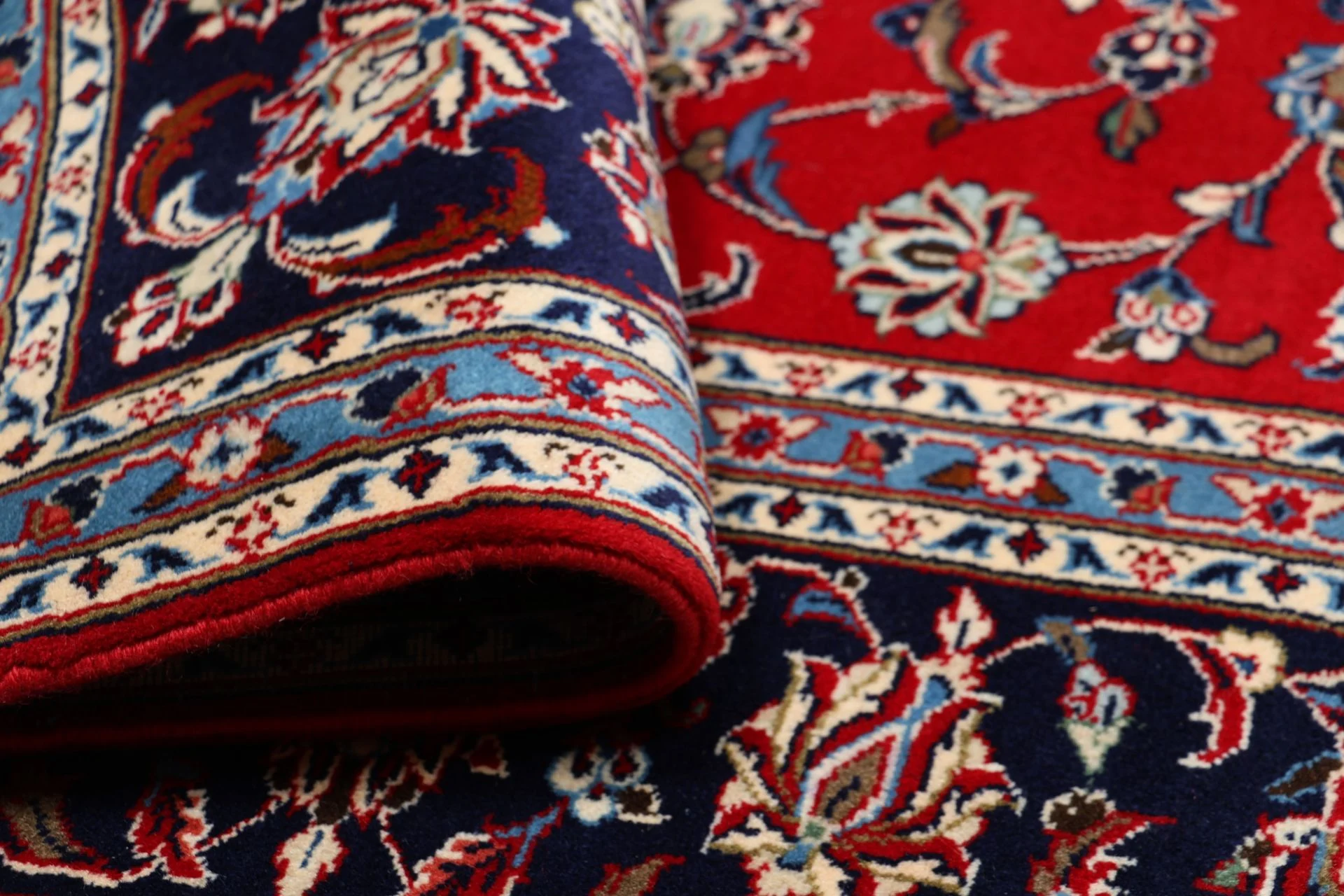 Kashan Persian Rug 200 × 304 cm in Wool, hand-knotted - Image 10