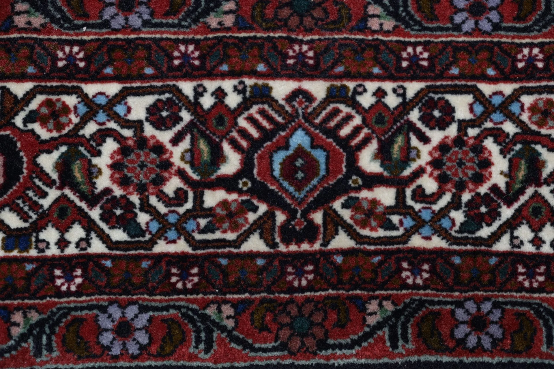Hand-Knotted Bijar Persian Rug, 170 × 245 cm, Wool - Image 8