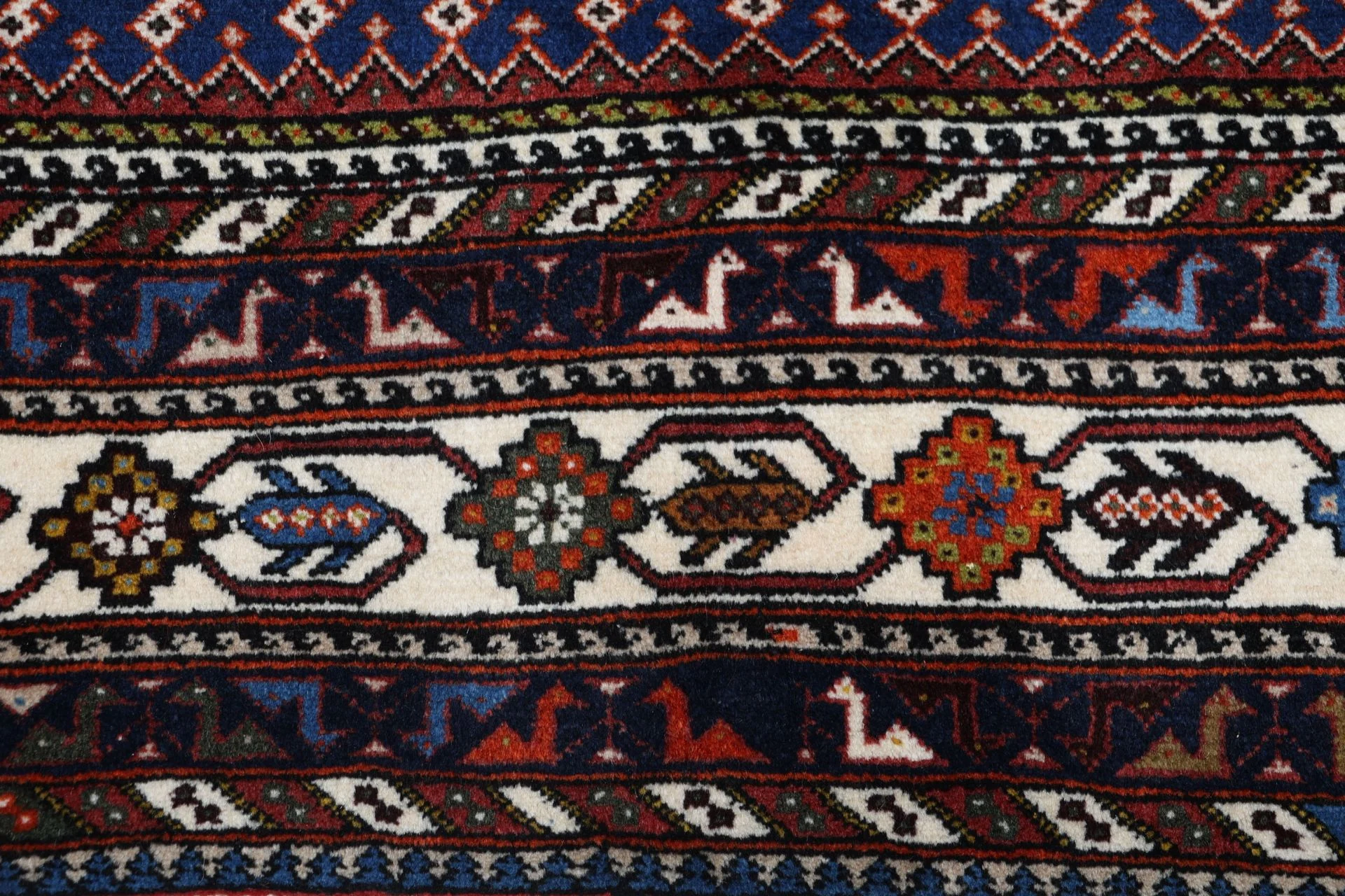 Persian Rug 200 × 300 cm in Wool, hand-knotted - Image 8