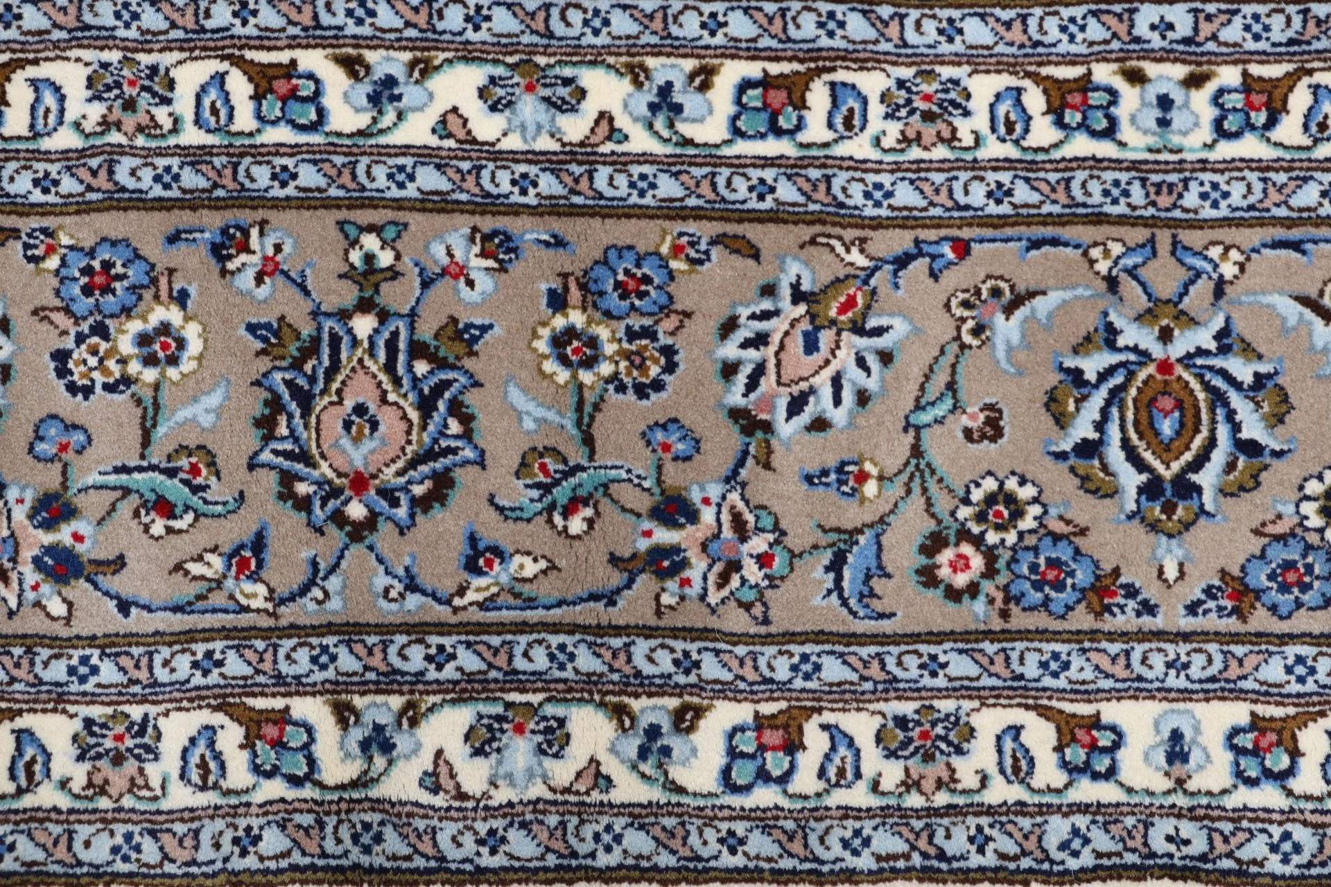 Kashan Persian Rug 252 × 346 cm in Wool, hand-knotted - Image 8