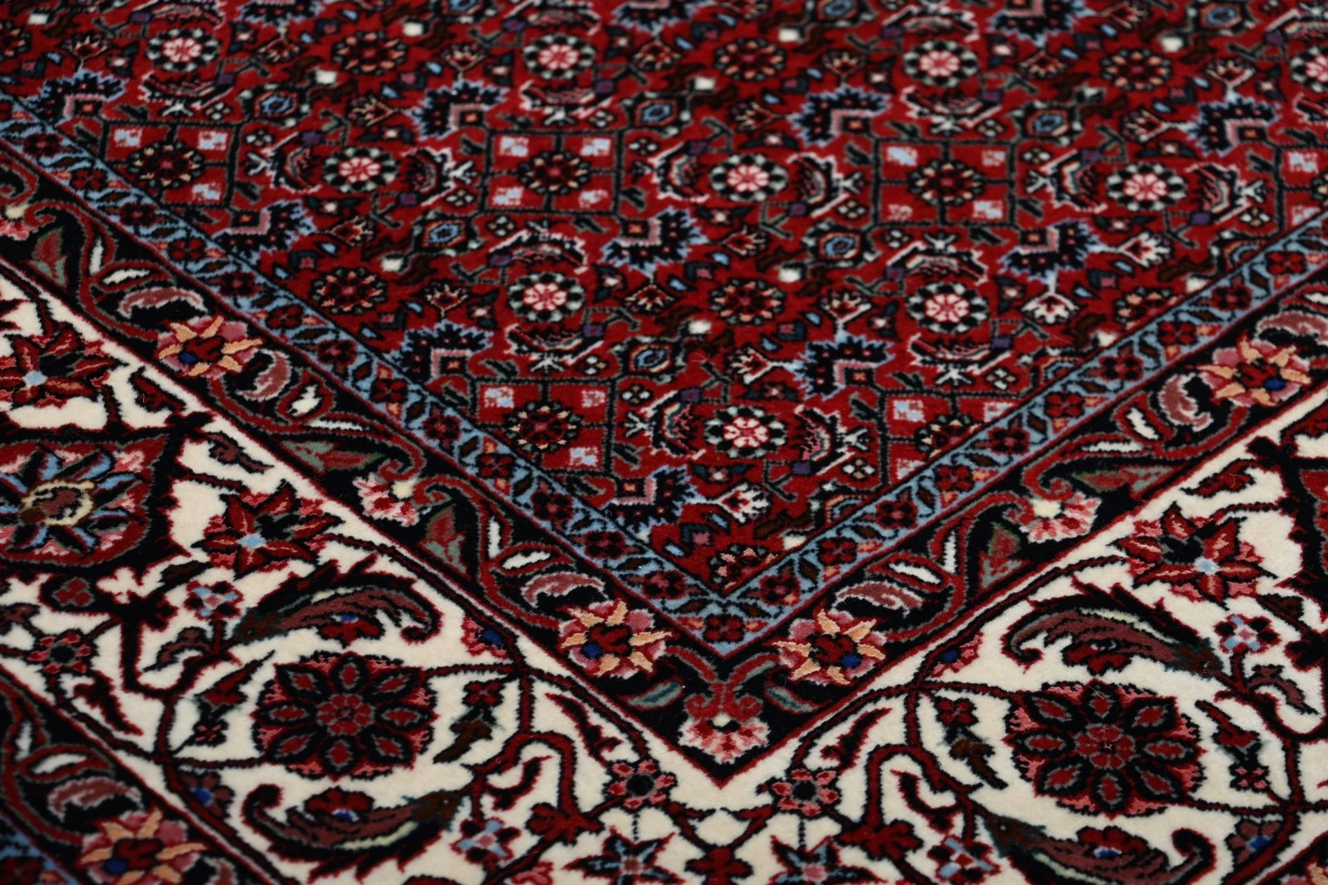 Wool Bijar Persian Rug 200 × 210 cm, hand-knotted - Image 5