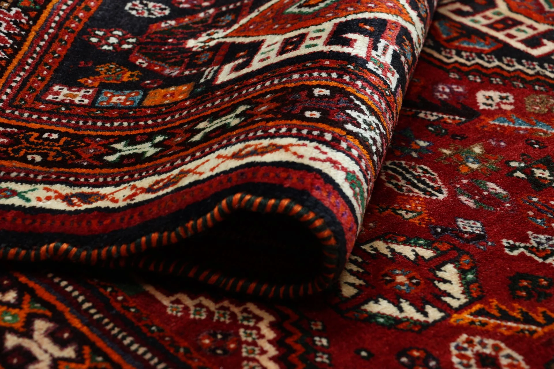 Qashqai Persian Rug 175 × 270 cm in Wool, hand-knotted - Image 10