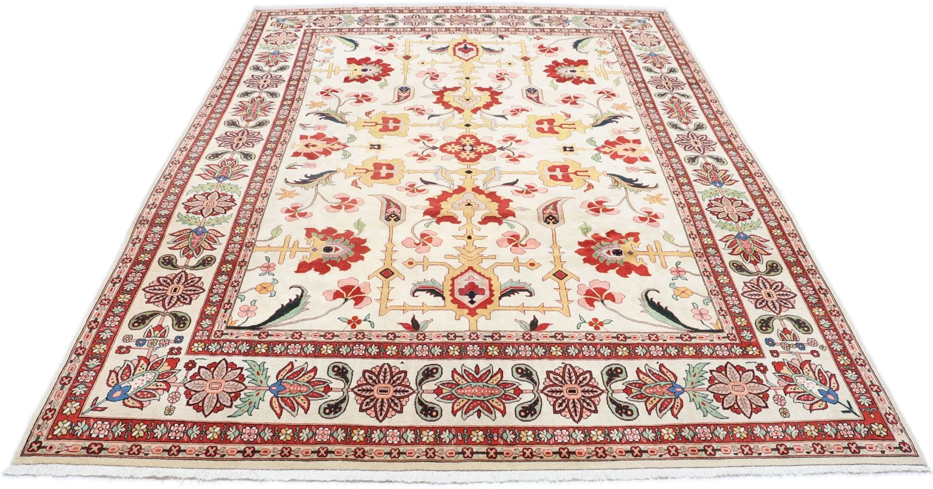 Alternative view of Bakhtiari Persian Rug 255 × 343 cm in Wool, hand-knotted