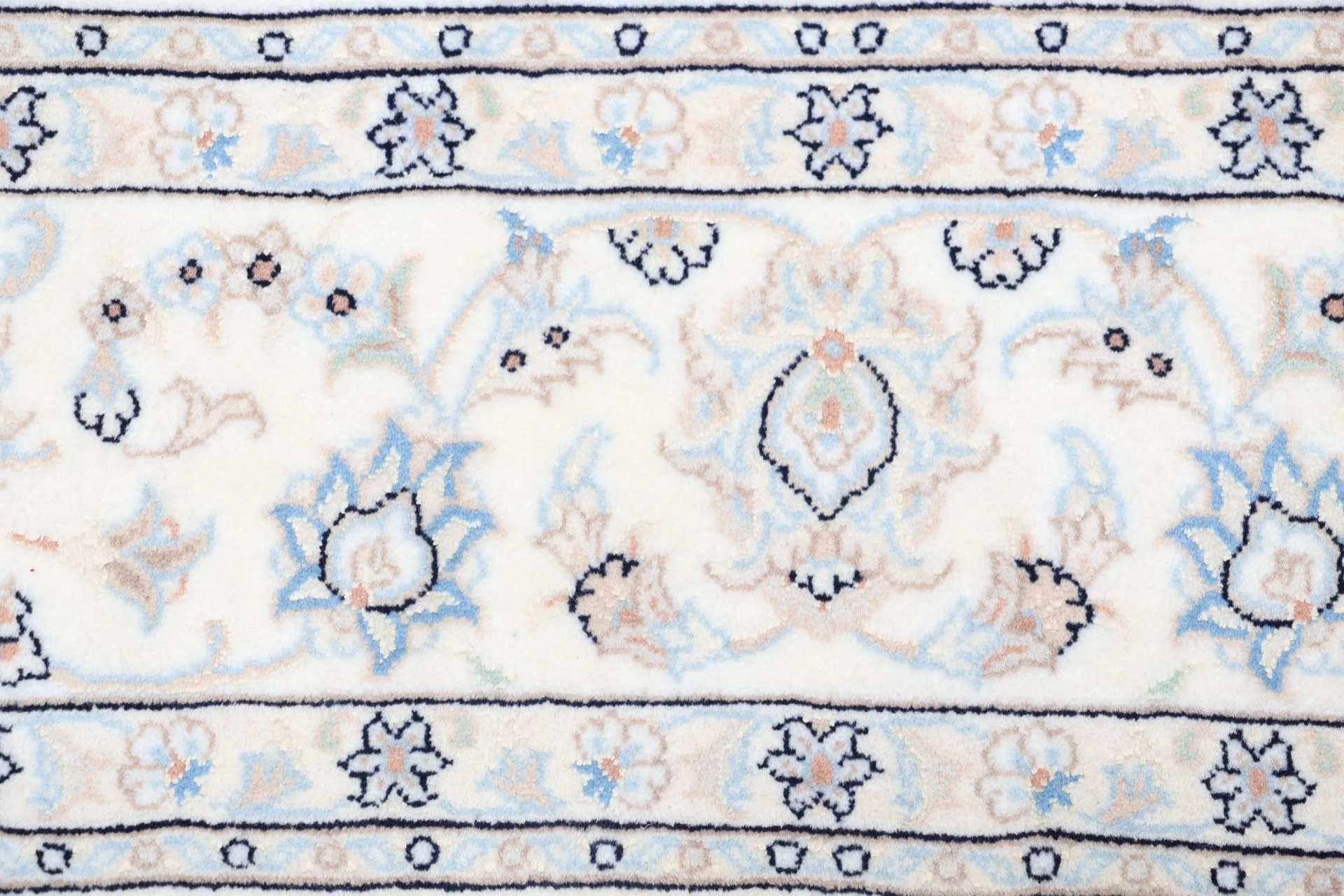 Hand-Knotted Nain Persian Rug, 200 × 307 cm, Wool - Image 8