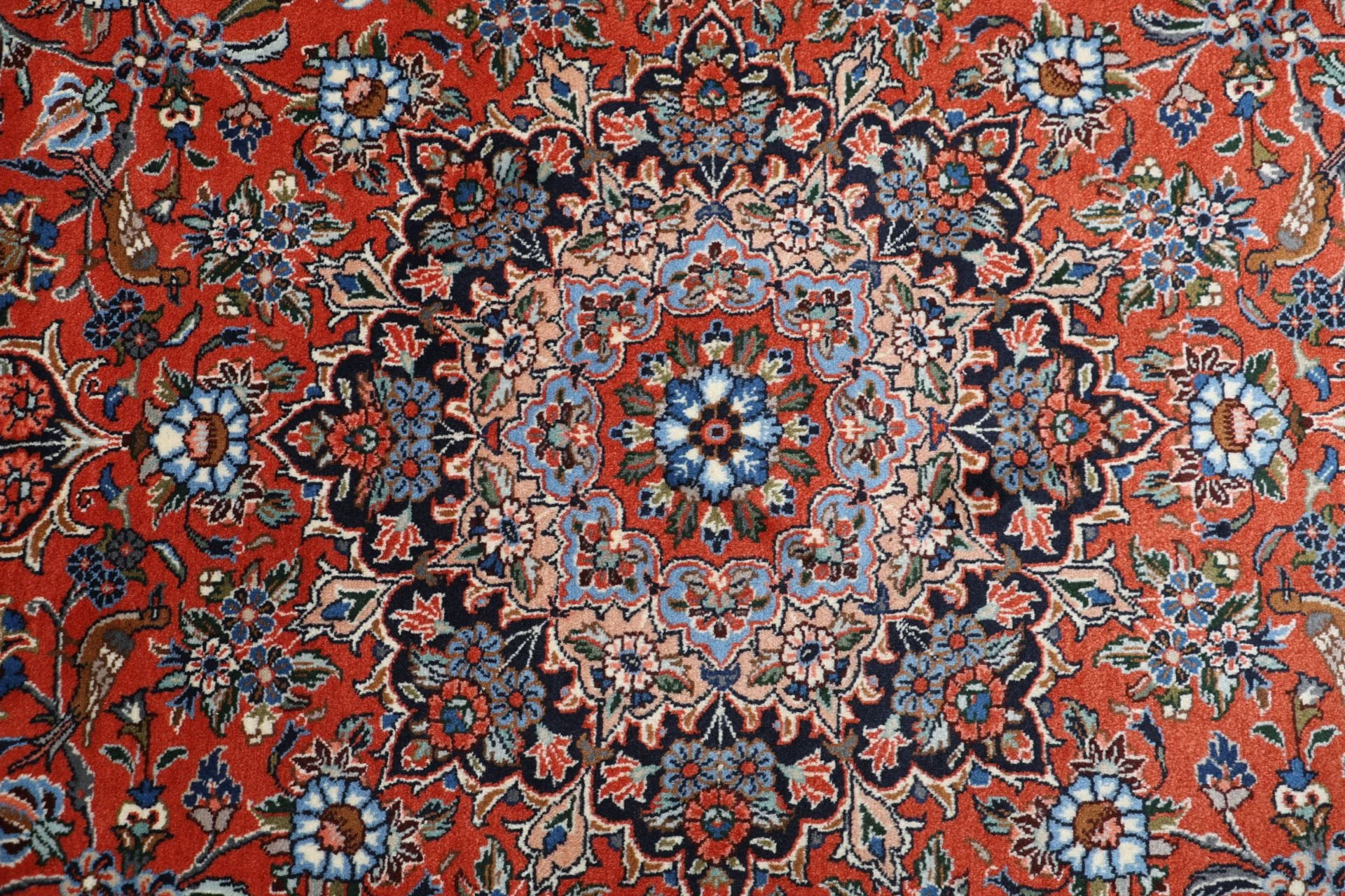 Hand-Knotted Sarouk Persian Rug, 202 × 298 cm, Wool - Image 9