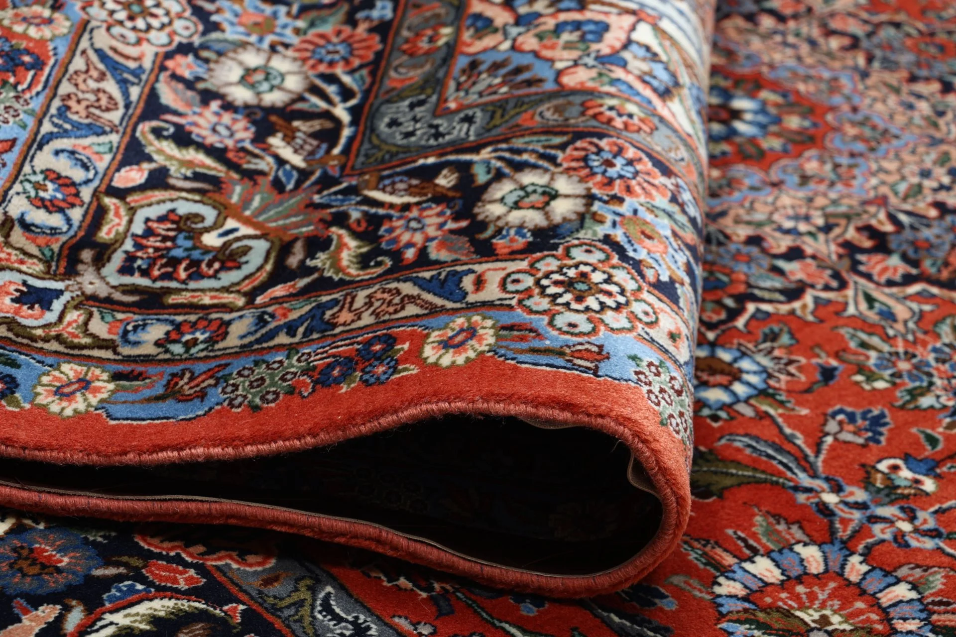 Hand-Knotted Sarouk Persian Rug, 202 × 298 cm, Wool - Image 10