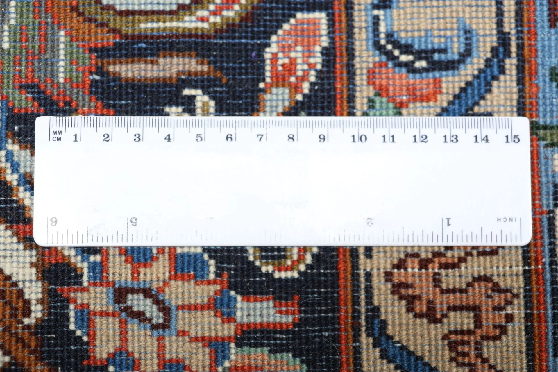 Hand-Knotted Sarouk Persian Rug, 202 × 298 cm, Wool - Image 11