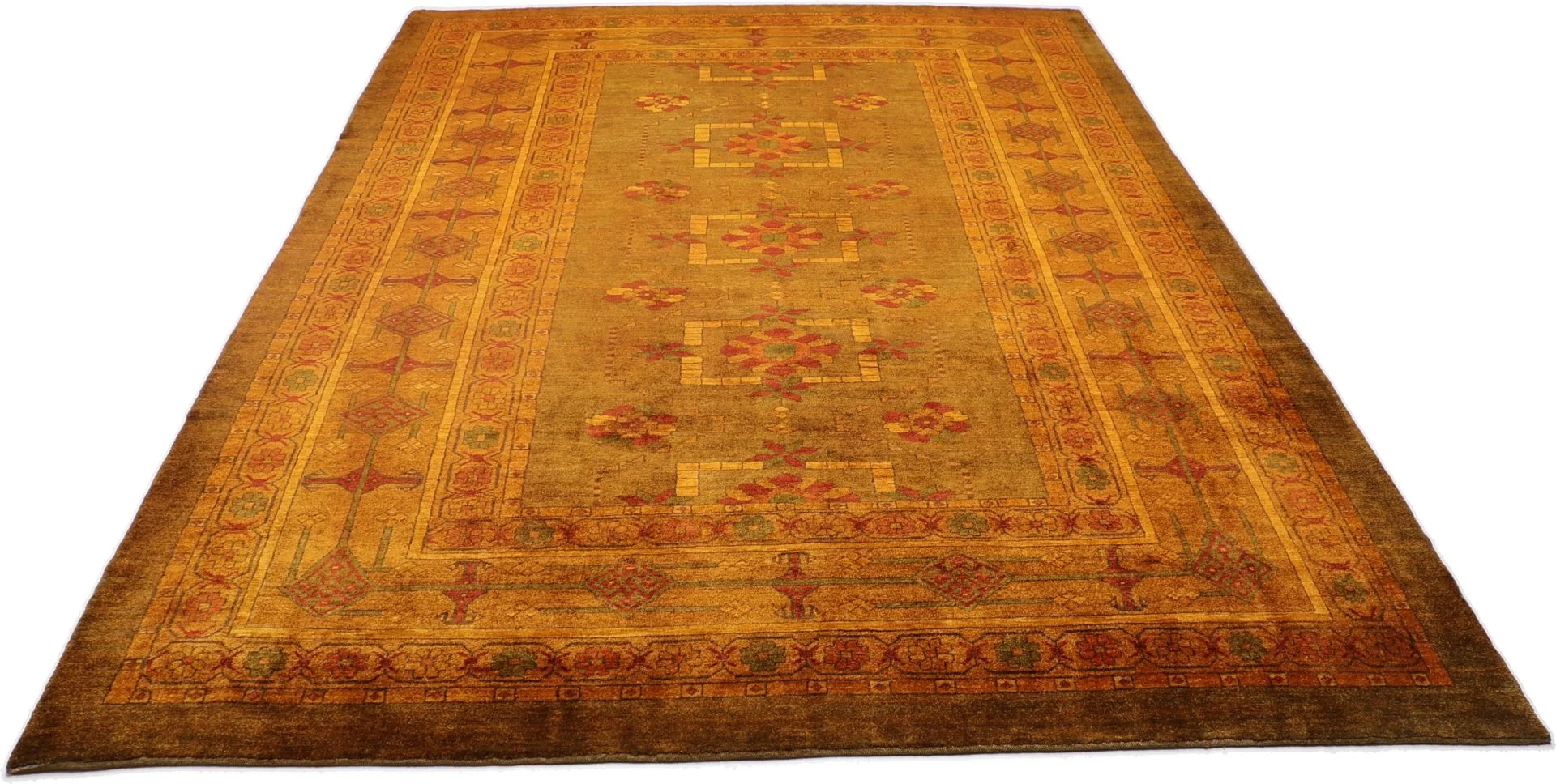 Alternative view of Qashqai Persian Rug 264 × 364 cm in Wool, hand-knotted