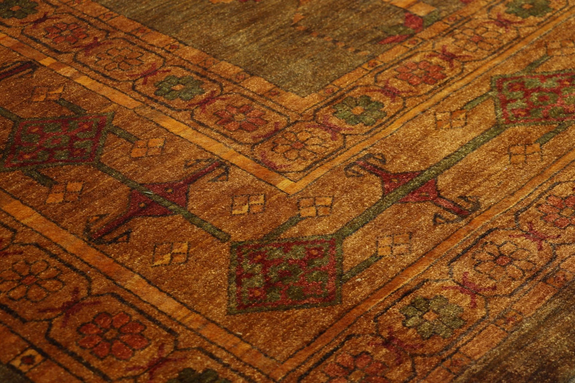 Qashqai Persian Rug 264 × 364 cm in Wool, hand-knotted - Image 7