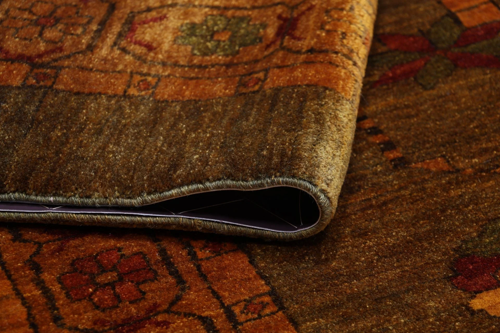 Qashqai Persian Rug 264 × 364 cm in Wool, hand-knotted - Image 10