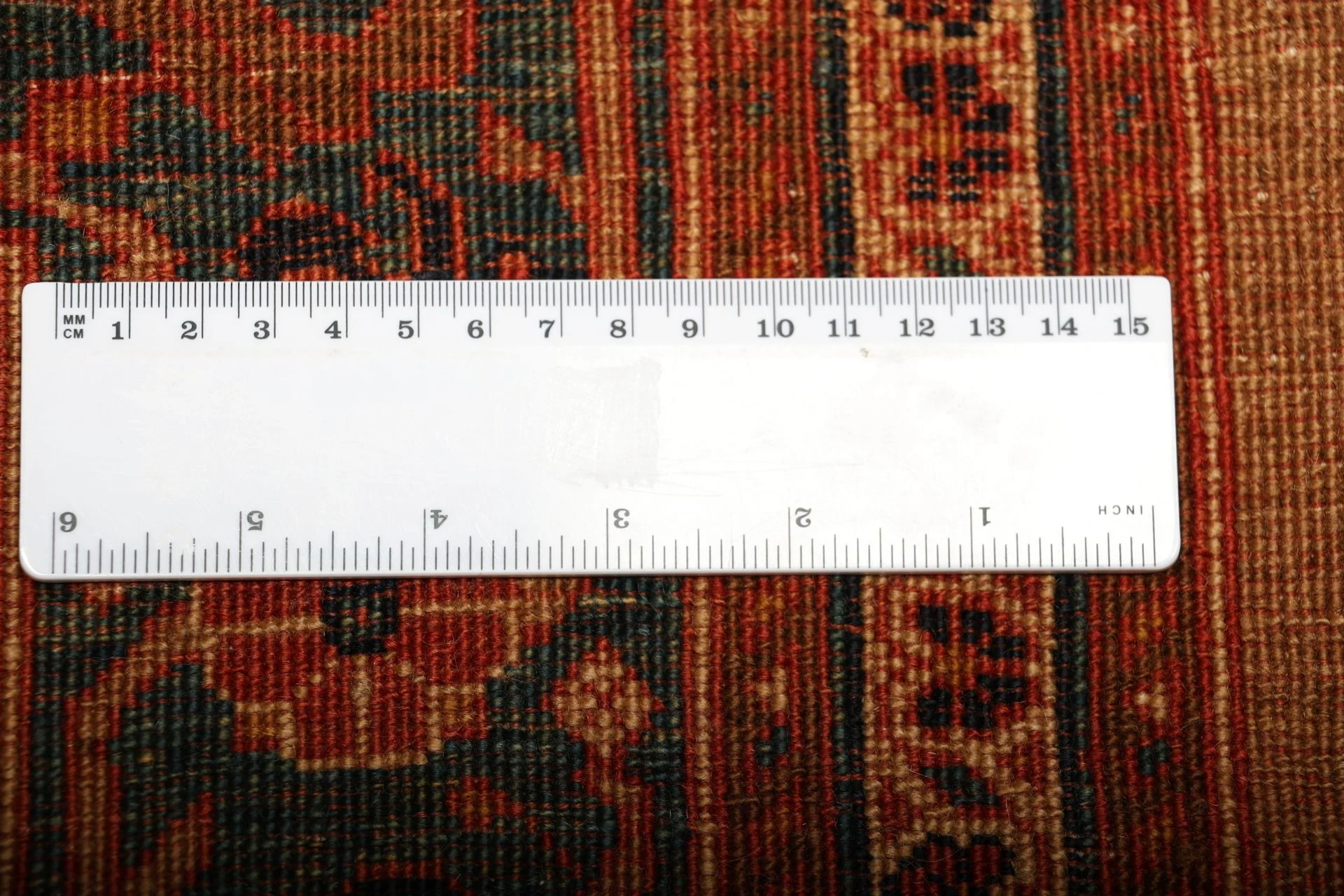 Hand-Knotted Qashqai Persian Rug, 209 × 241 cm, Wool - Image 11