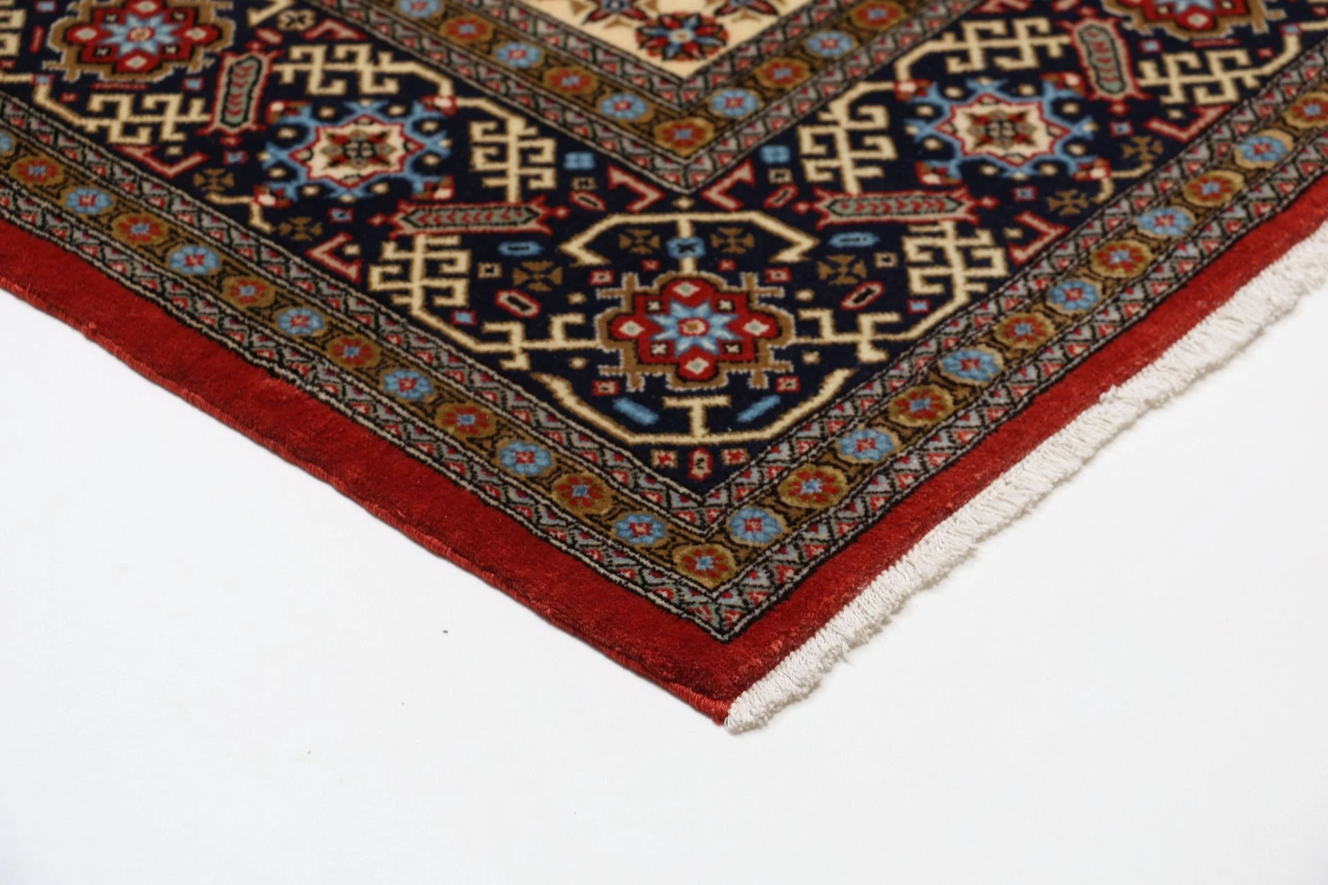 Wool Qom Persian Rug 195 × 295 cm, hand-knotted - Image 6