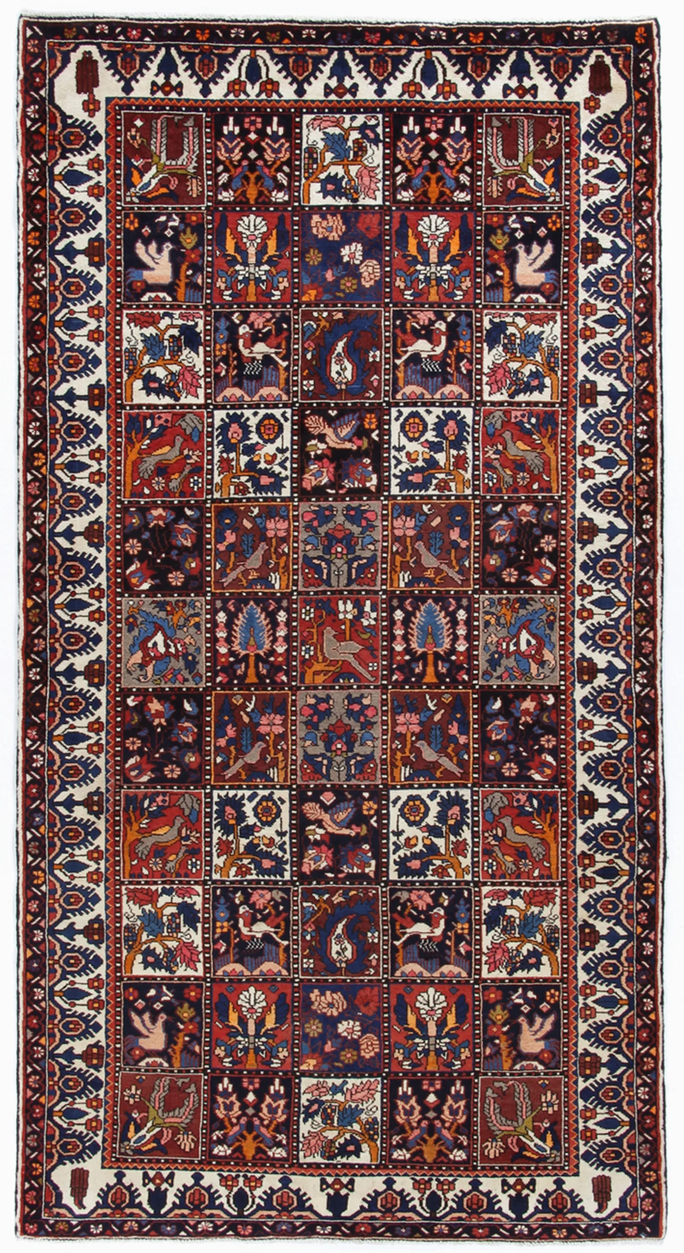 Wool Bakhtiari Persian Rug 160 × 305 cm, hand-knotted