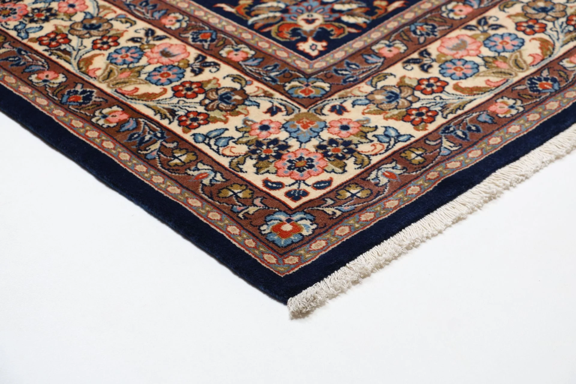 Sarouk Persian Rug 218 × 315 cm in Wool, hand-knotted - Image 6