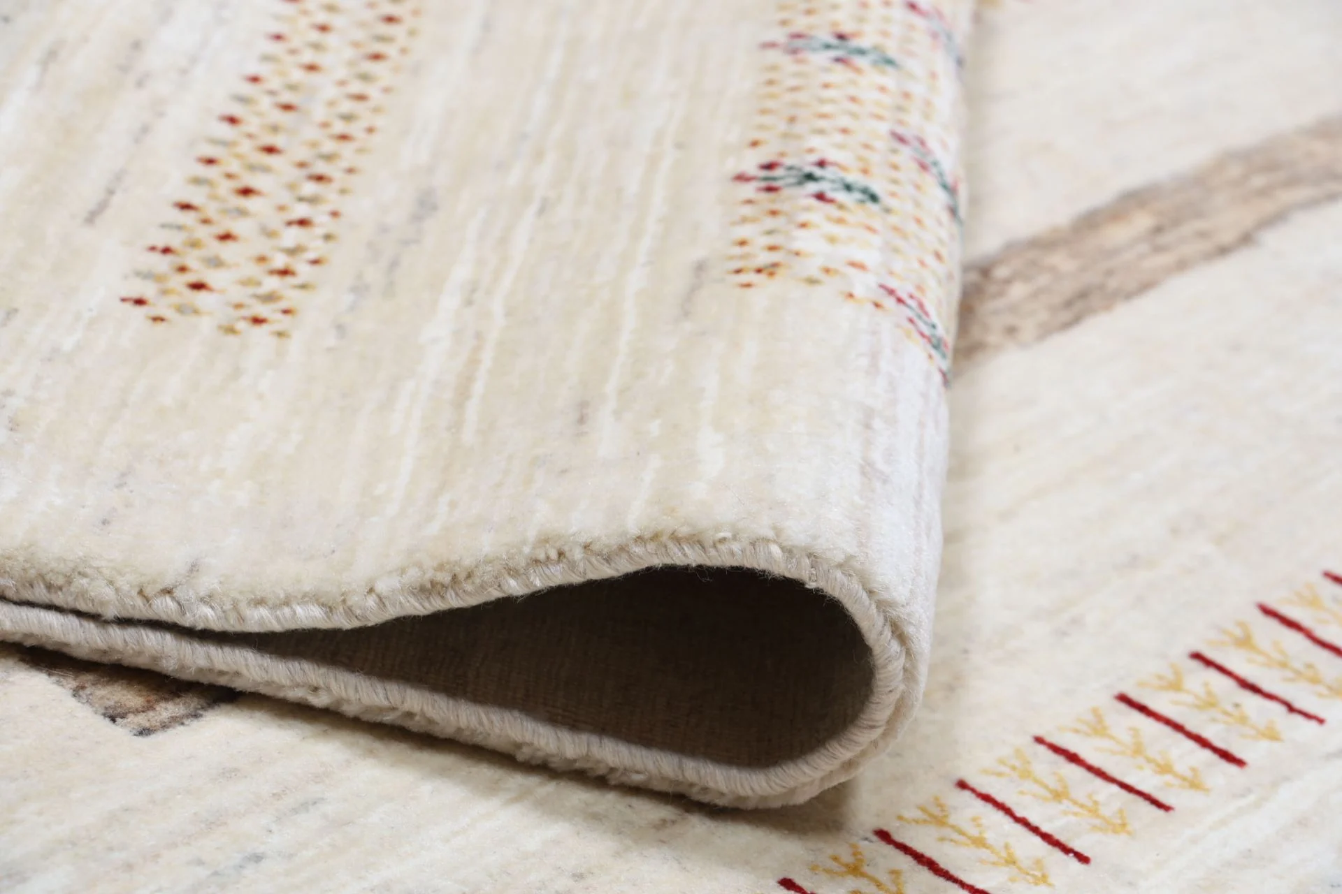 Hand-Knotted Loribaft Persian Rug, 198 × 288 cm, Wool - Image 8
