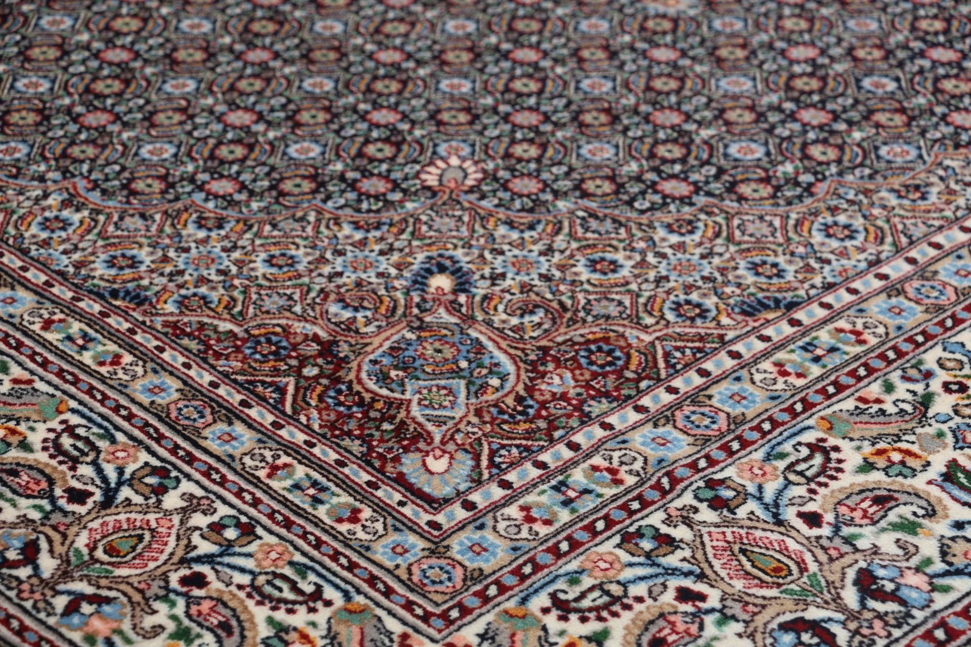 Wool Moud Persian Rug 182 × 240 cm, hand-knotted - Image 5