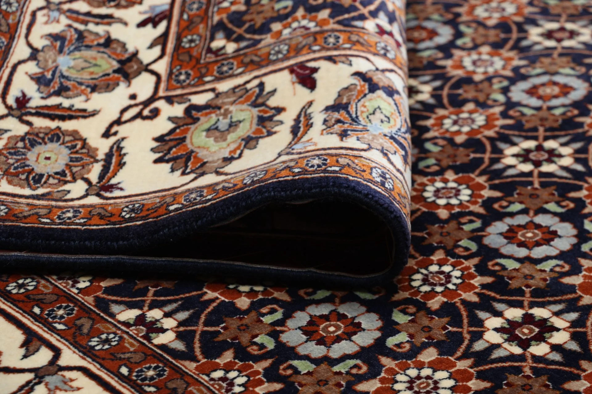 Persian Rug 202 × 280 cm in Wool, hand-knotted - Image 10