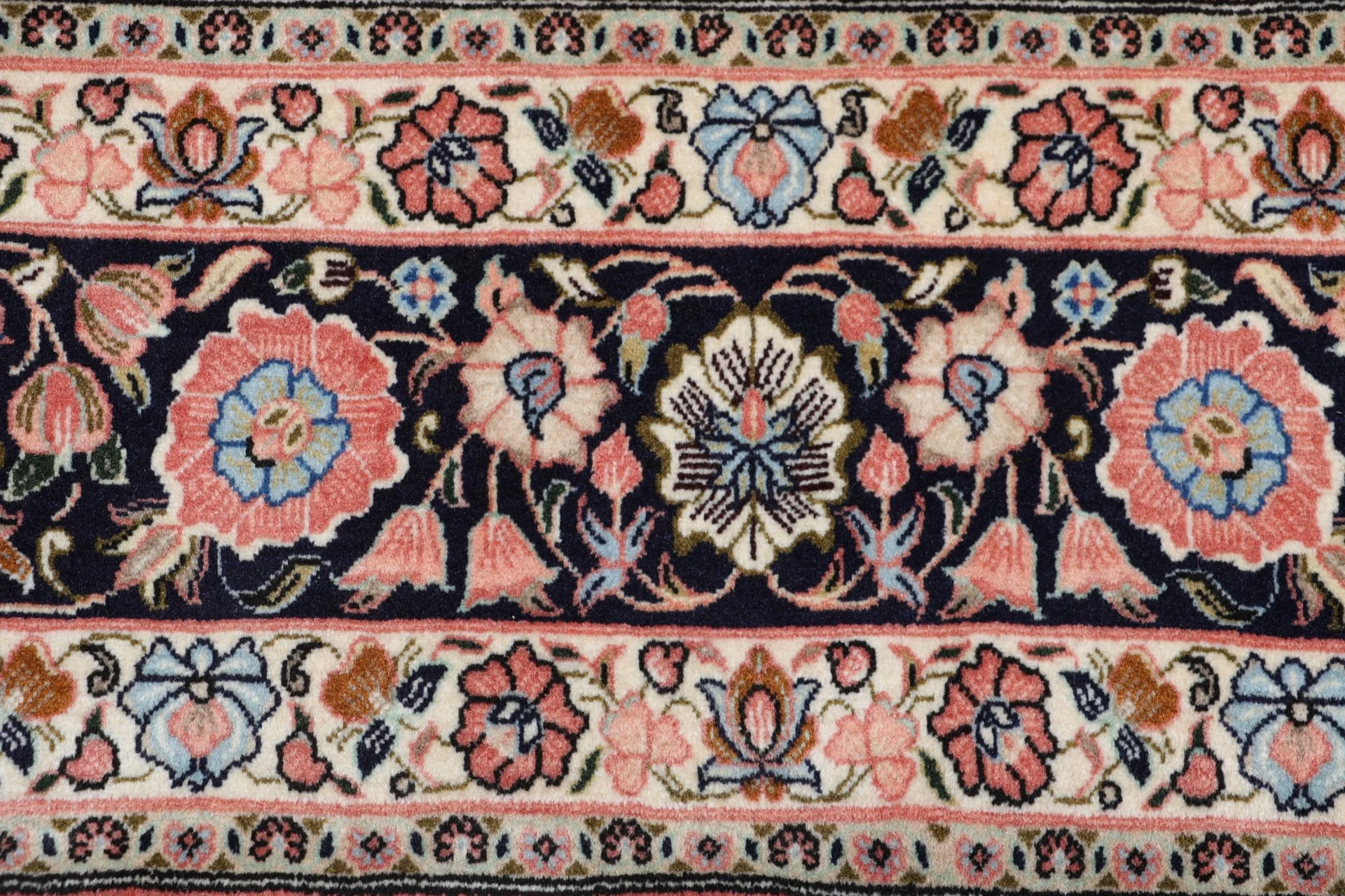Hand-Knotted Sarouk Persian Rug, 210 × 320 cm, Wool - Image 8