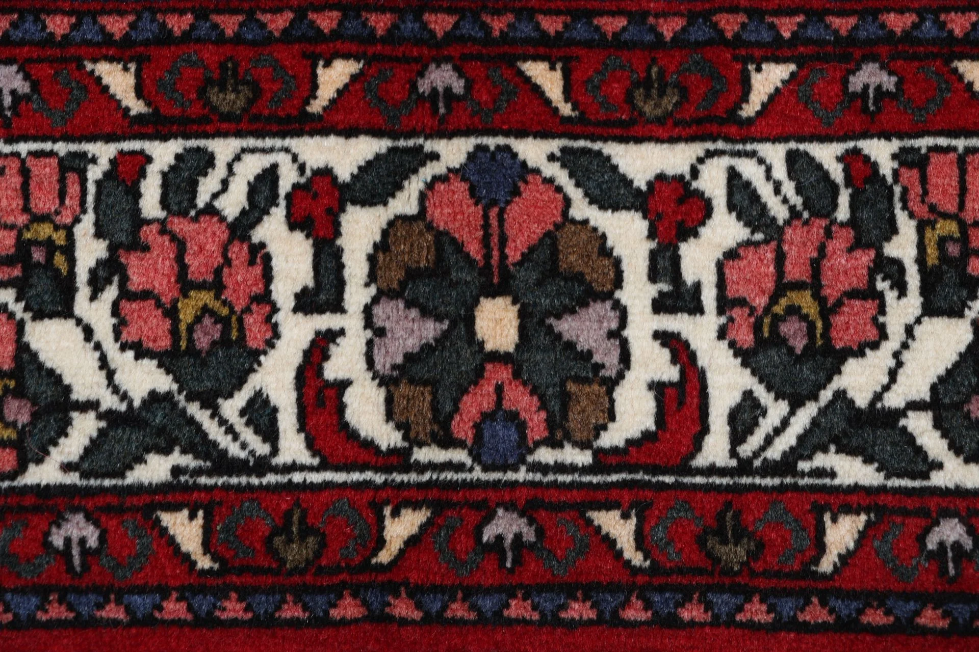 Hand-Knotted Persian Rug, 160 × 257 cm, Wool - Image 8