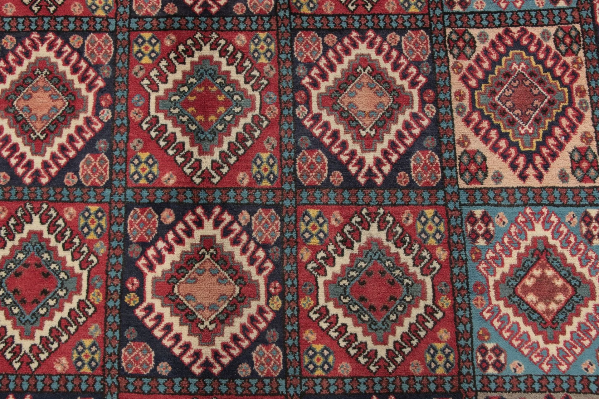Alternative view of Wool Persian Rug 150 × 300 cm, hand-knotted