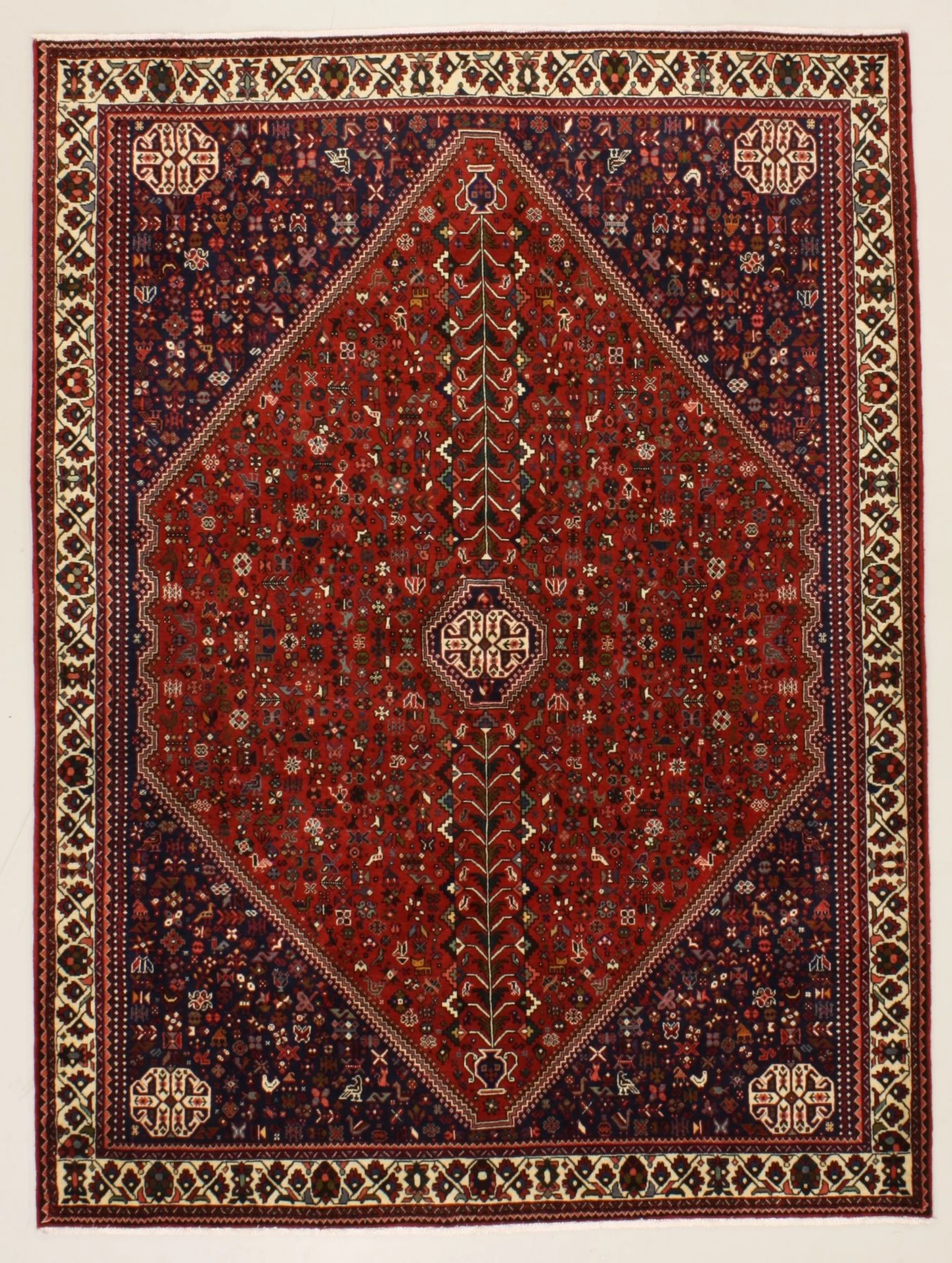 Wool Persian Rug 175 × 240 cm, hand-knotted