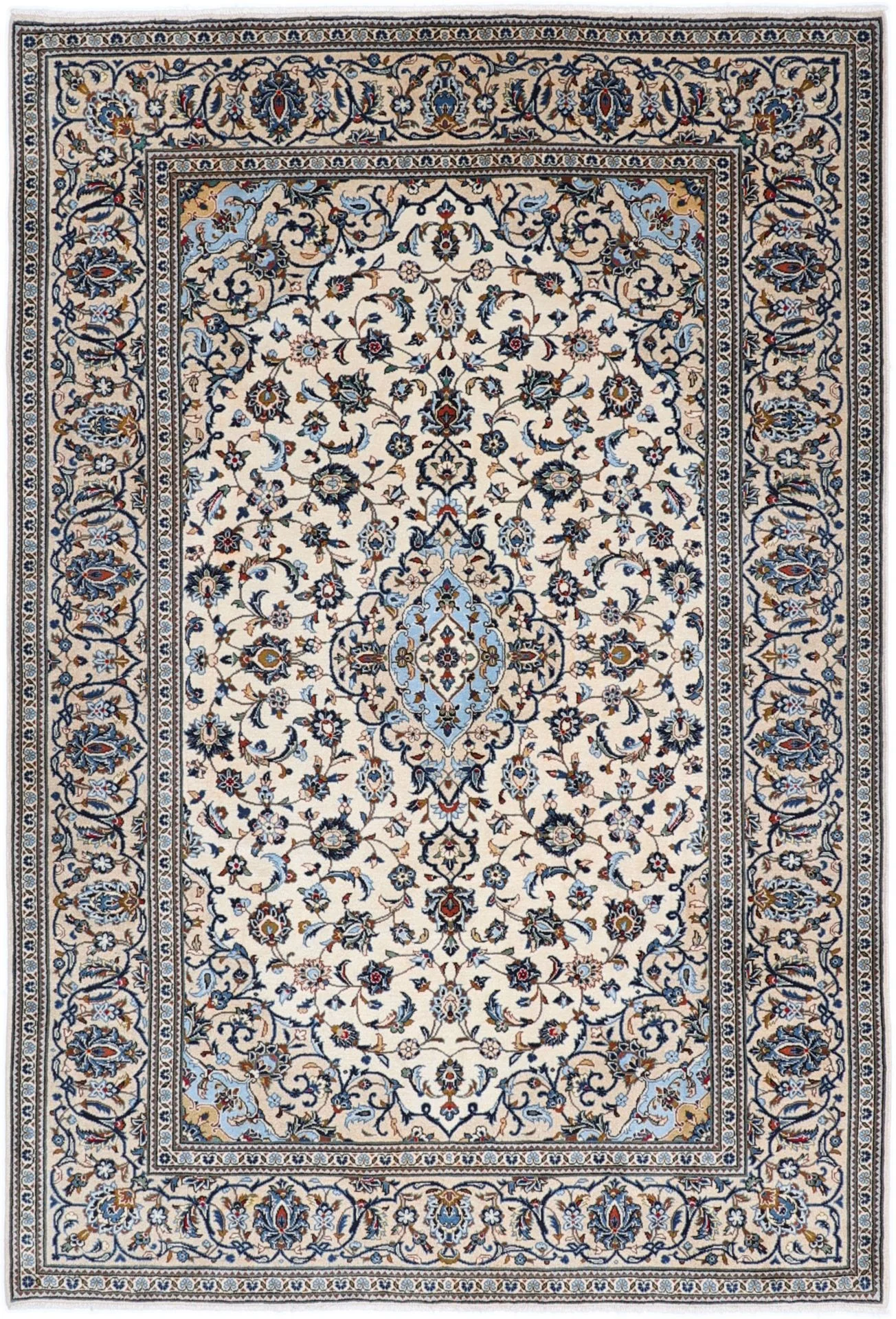 Wool Kashan Persian Rug 198 × 294 cm, hand-knotted