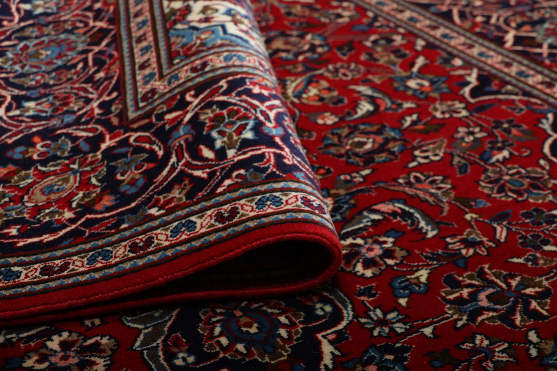 Kashan Persian Rug 195 × 304 cm in Wool, hand-knotted - Image 10