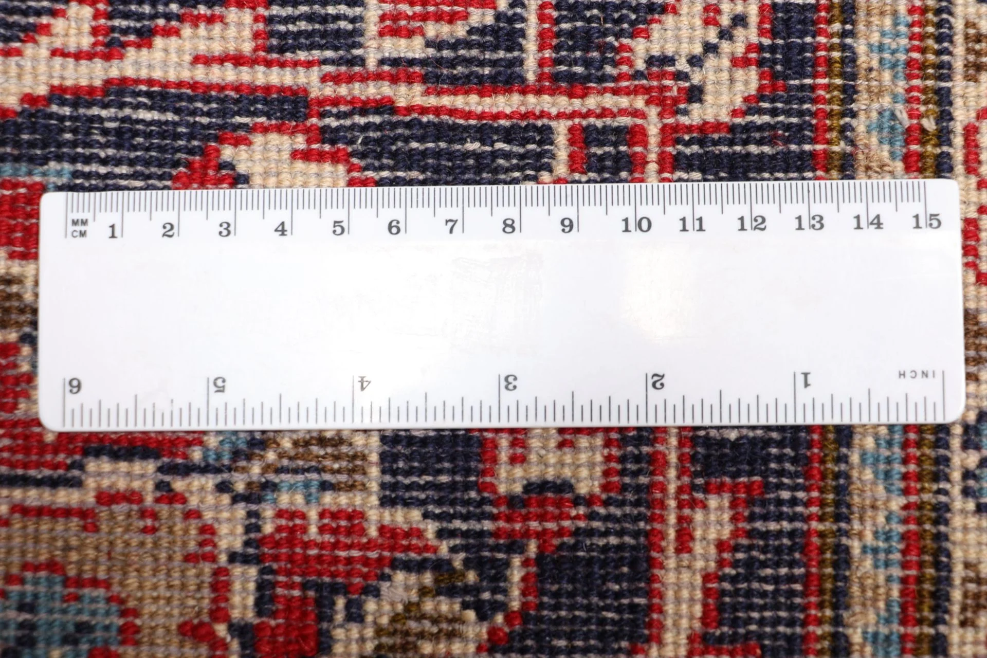 Kashan Persian Rug 195 × 304 cm in Wool, hand-knotted - Image 11