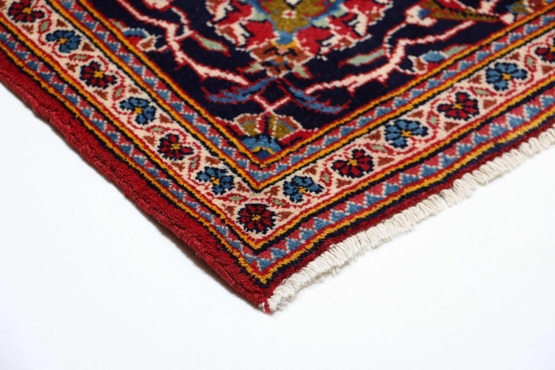 Kashan Persian Rug 198 × 285 cm in Wool, hand-knotted - Image 6