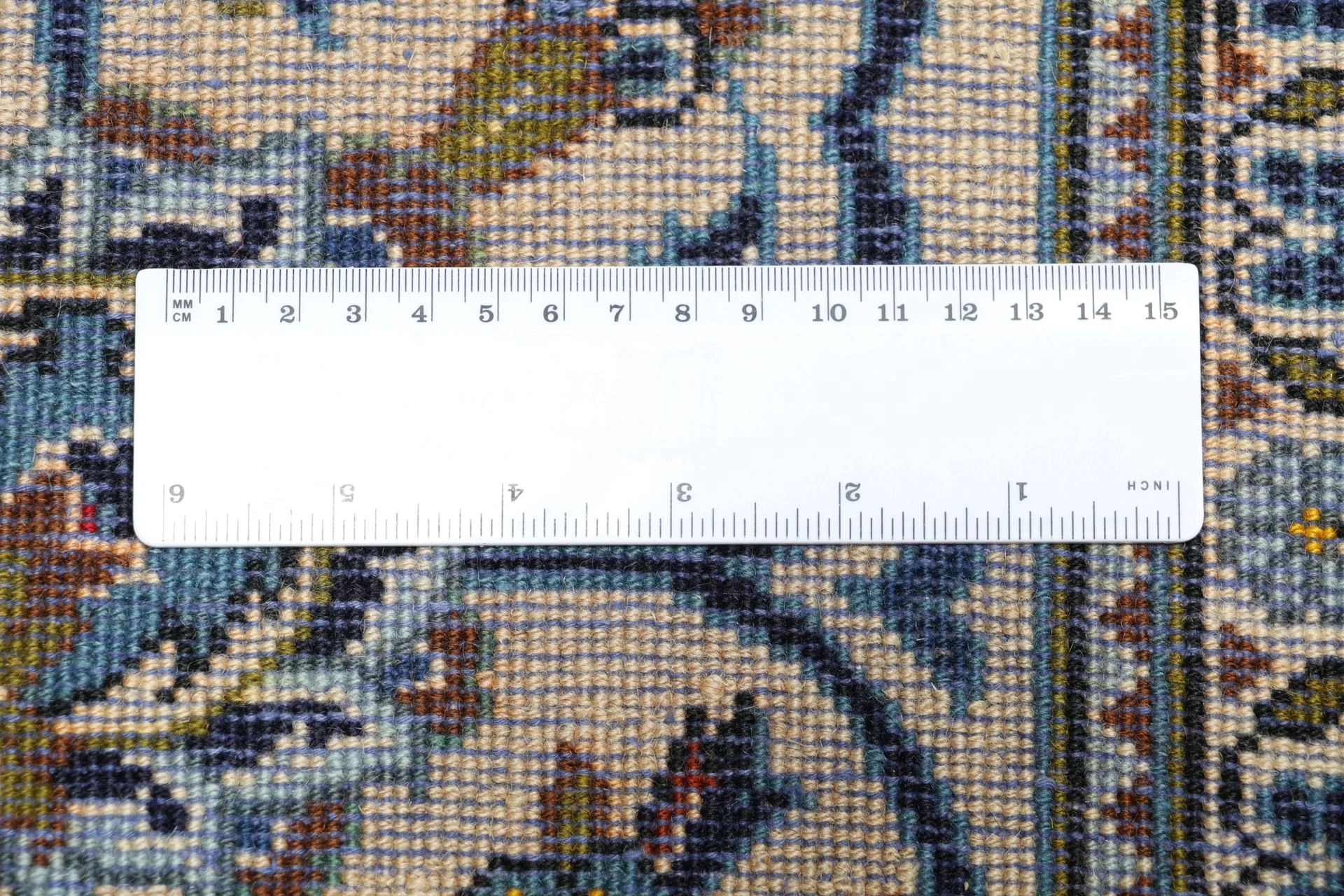 Wool Kashan Persian Rug 198 × 294 cm, hand-knotted - Image 11