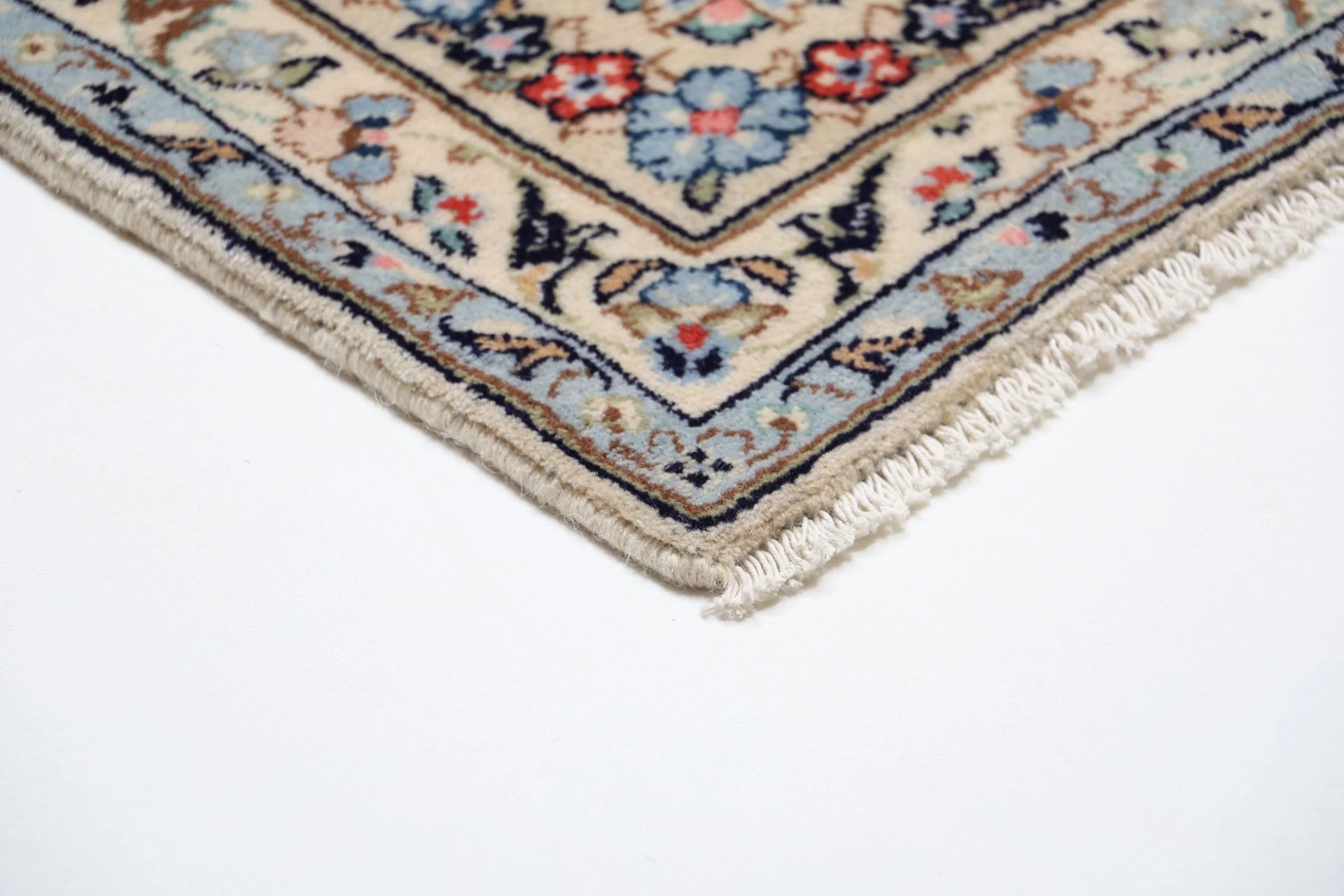 Kashan Persian Rug 197 × 294 cm in Wool, hand-knotted - Image 6