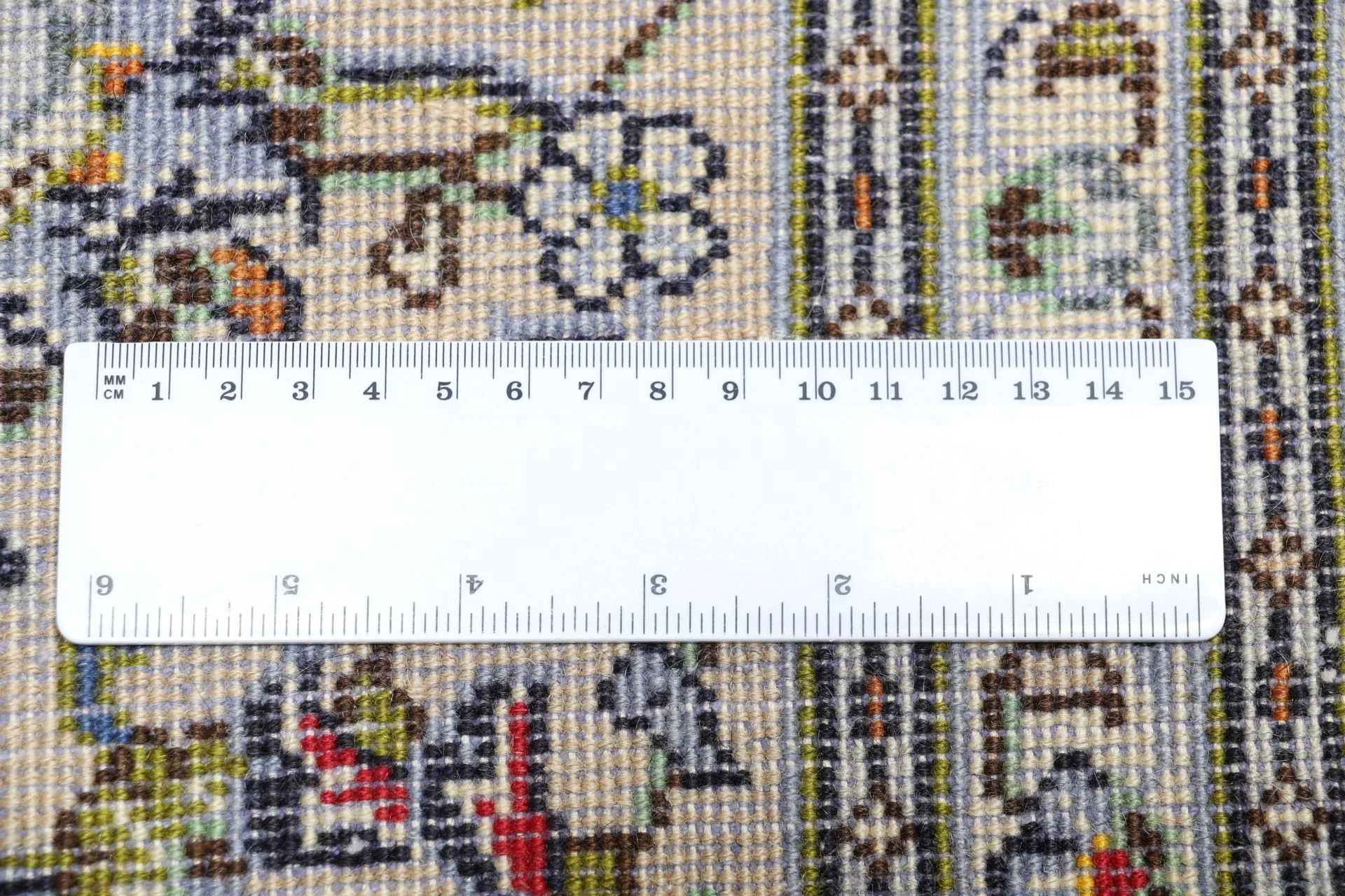Hand-Knotted Kashan Persian Rug, 195 × 294 cm, Wool - Image 11