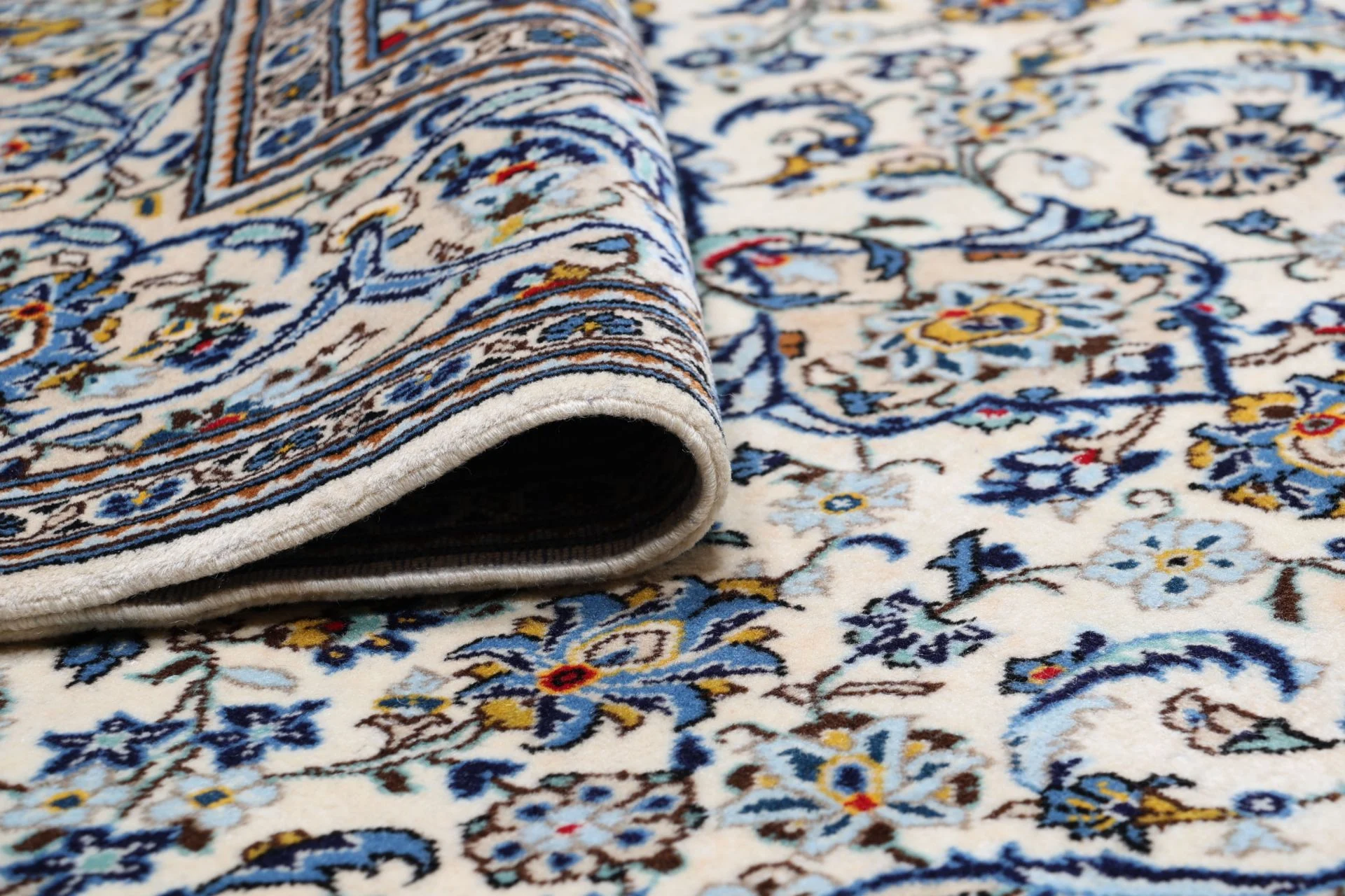 Hand-Knotted Kashan Persian Rug, 200 × 295 cm, Wool - Image 10